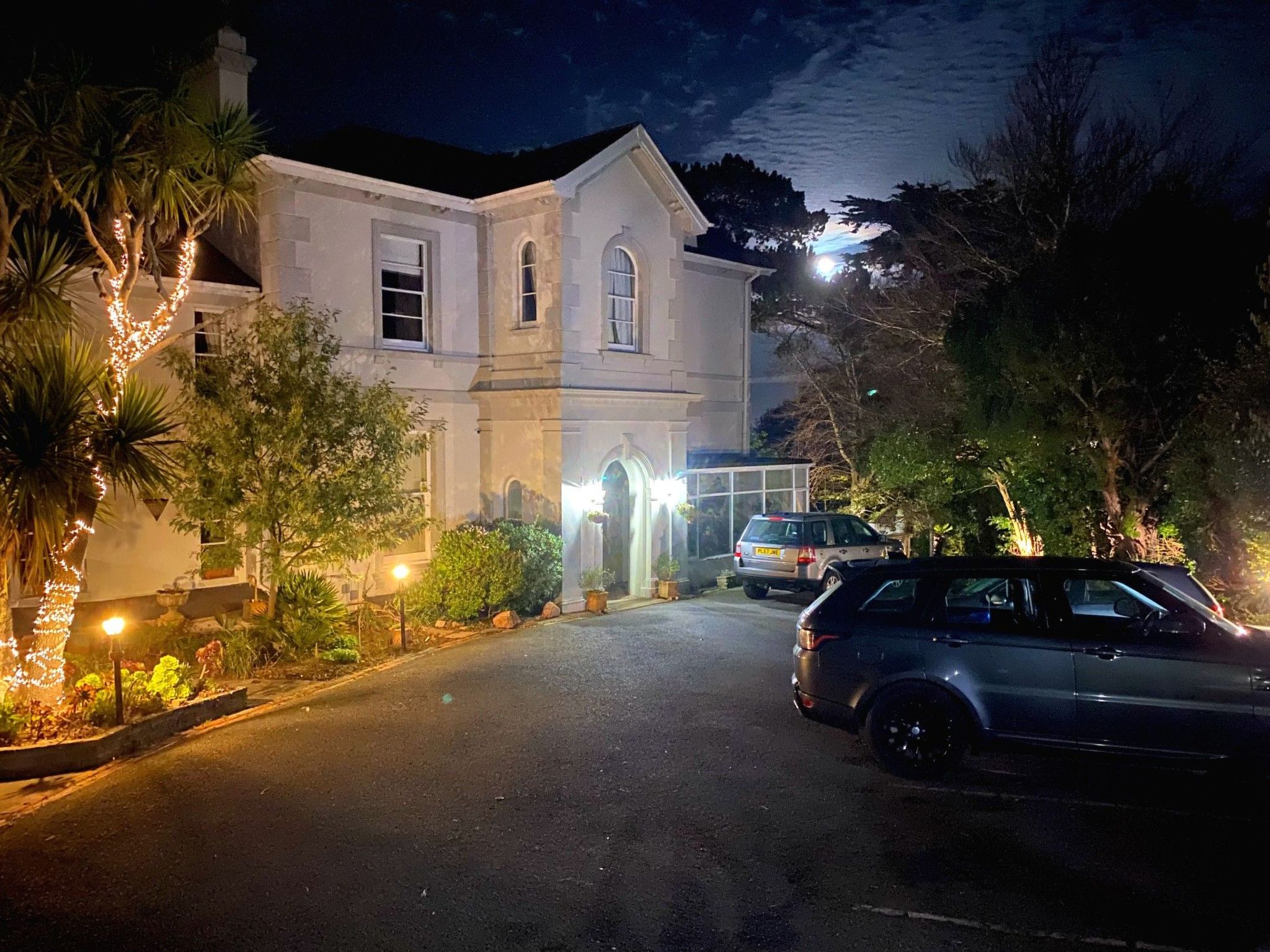 Photo of Helle Wohnung in Torquay mit Garten