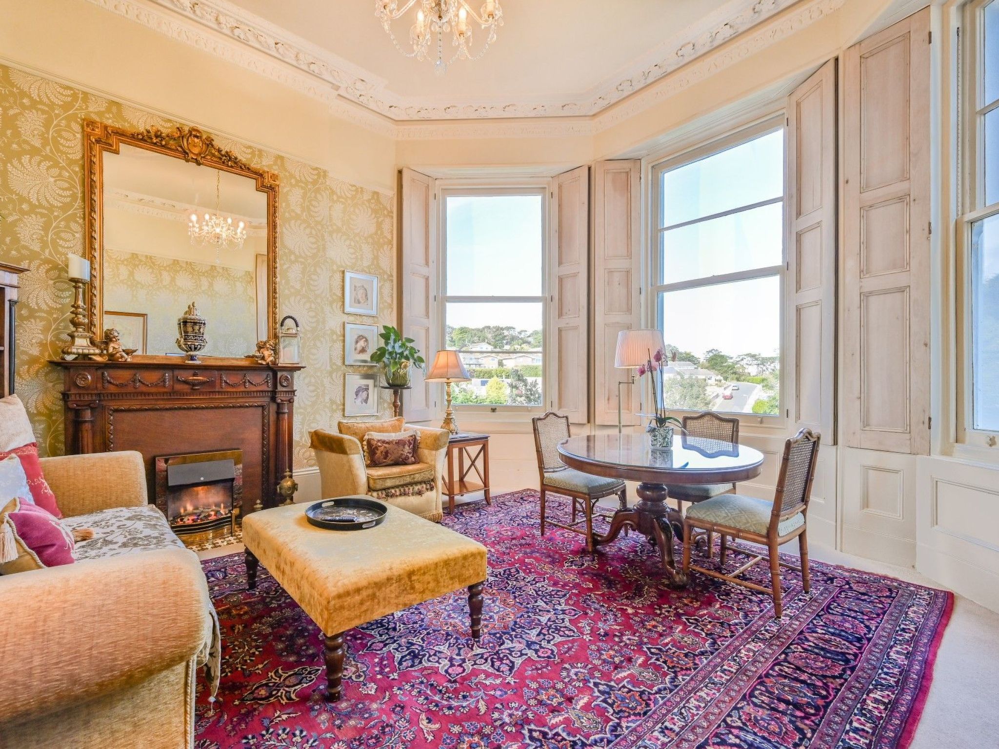 Photo of Große Wohnung in viktorianischer Villa