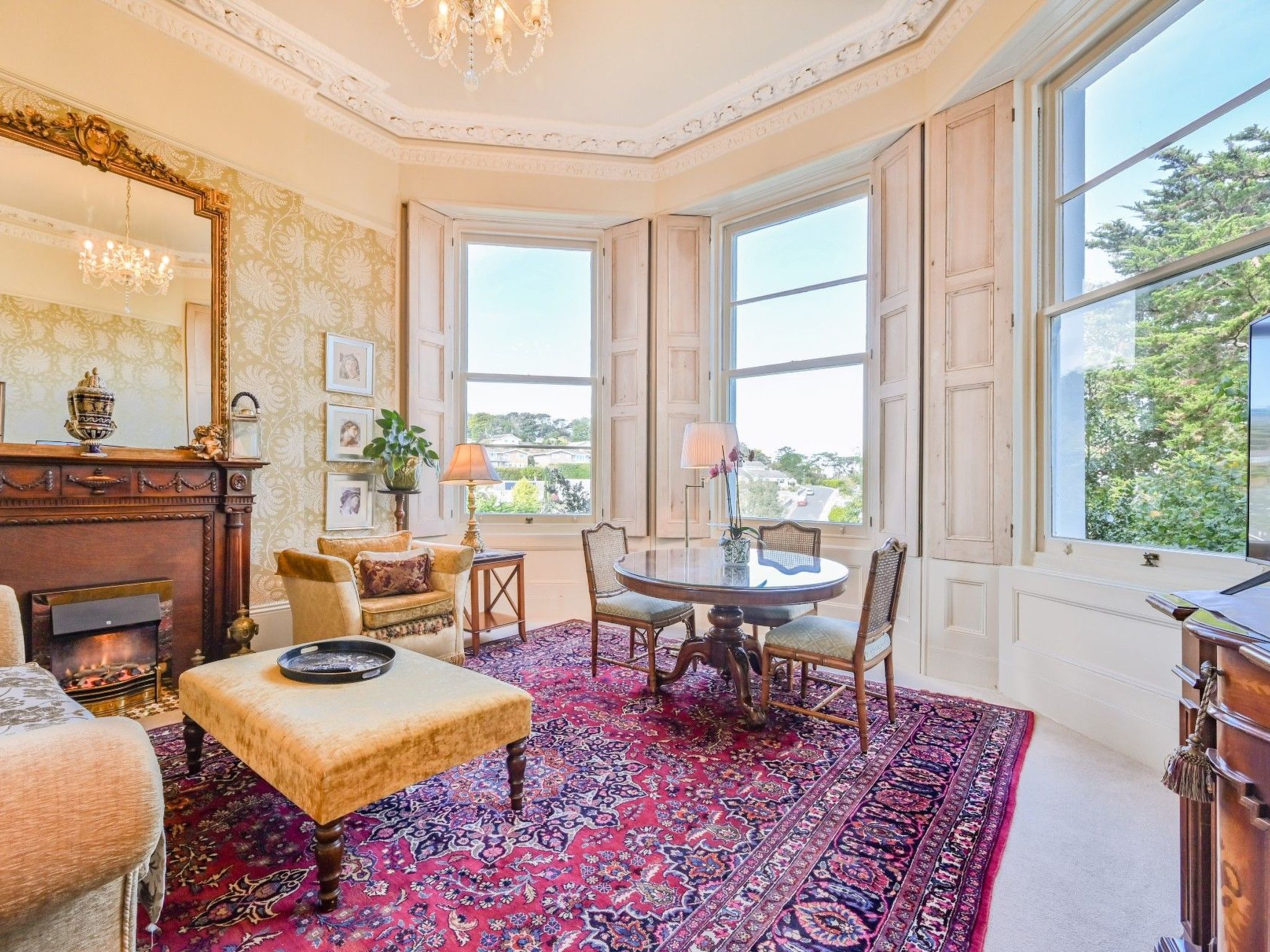 Photo of Große Wohnung in viktorianischer Villa