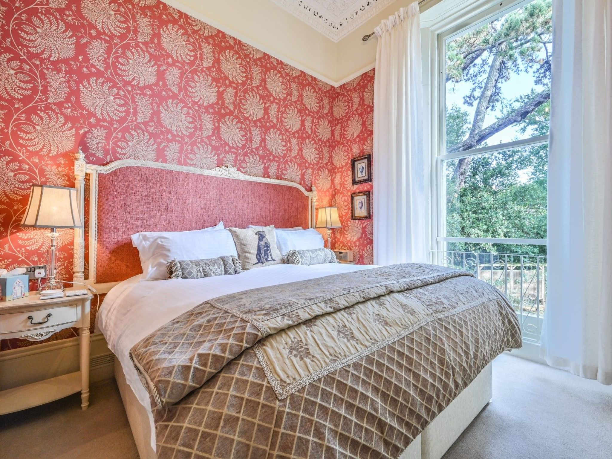 Photo of Große Wohnung in viktorianischer Villa