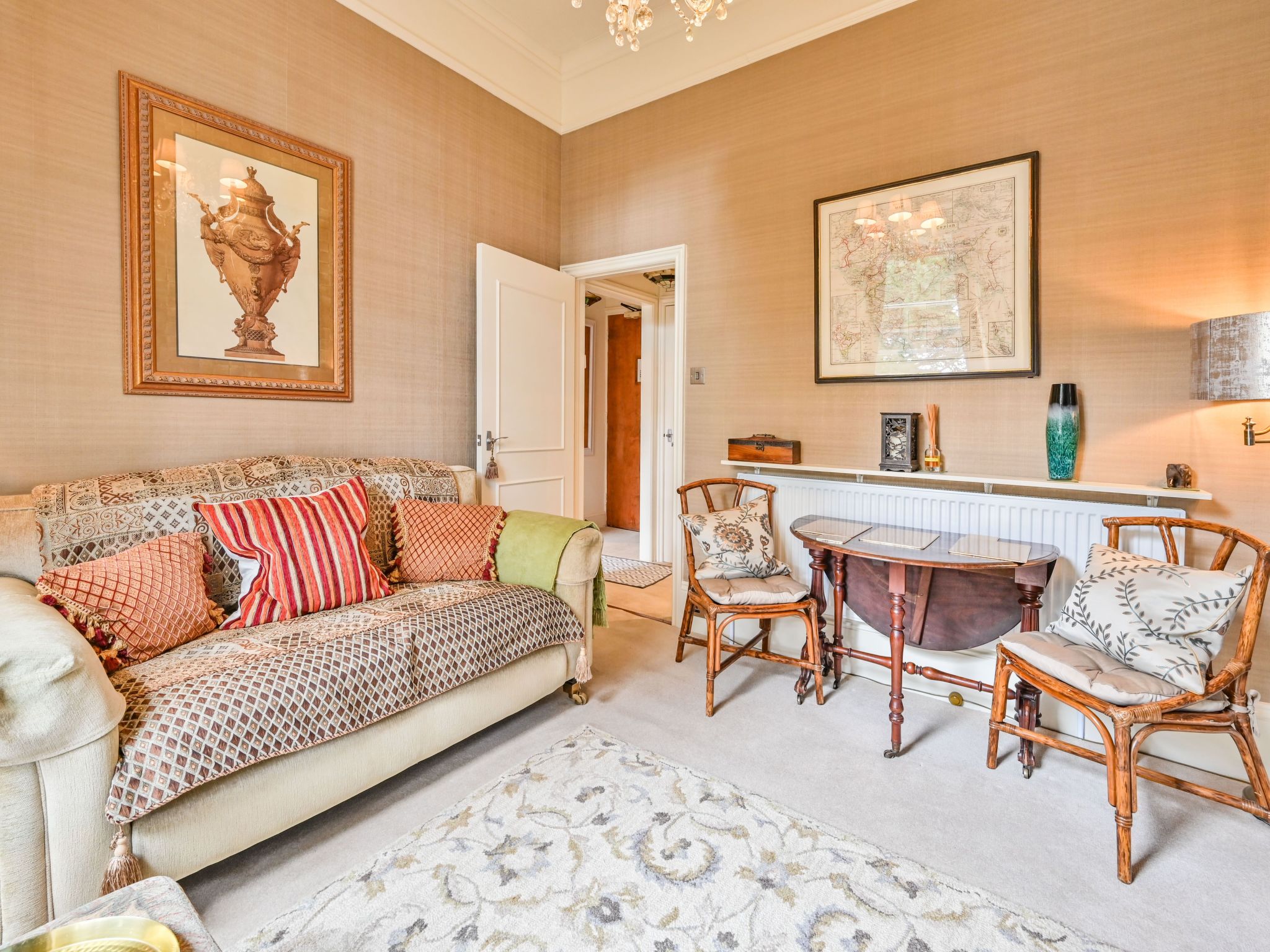 Photo of Wohnung in viktorianischer Villa mit Gartenblick