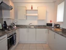Vrijstaand appartement in hartje Torquay, 450m van het strand - thumbnail 4