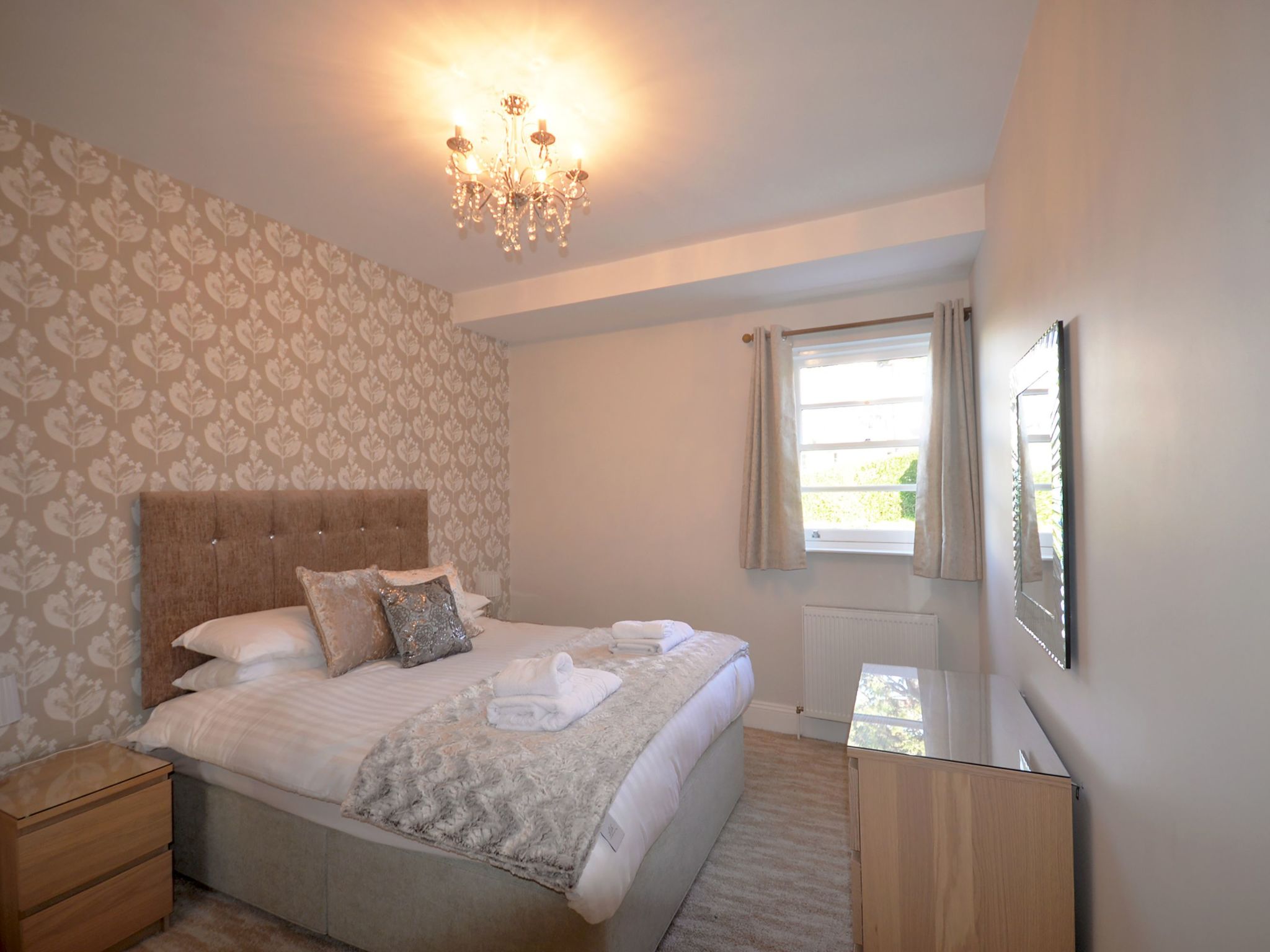 Lichtdurchflutete Ferienwohnung in der zweiten Etage mit Panorama-Blick über de