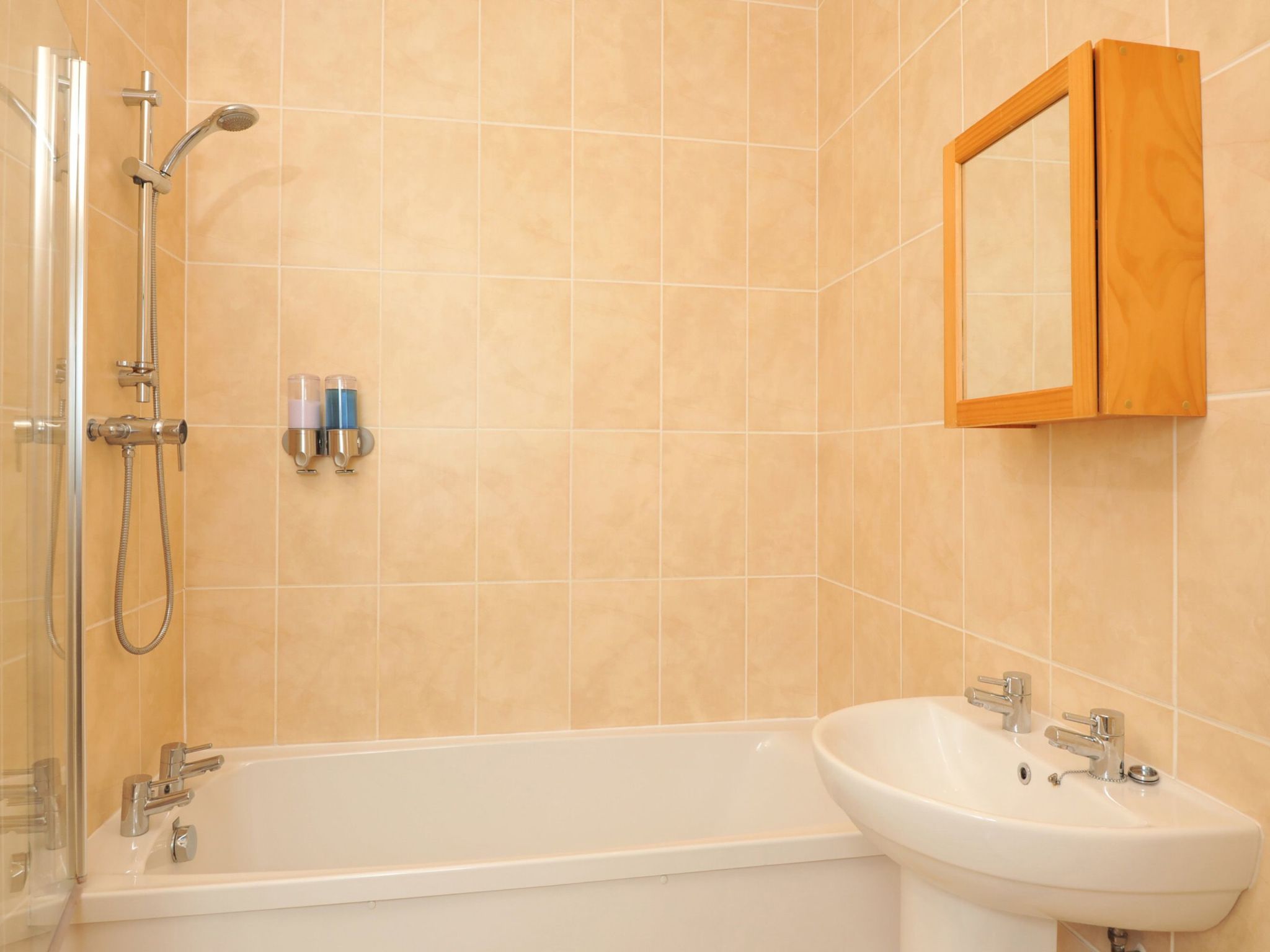 Lichtdurchflutete Ferienwohnung in der zweiten Etage mit Panorama-Blick über de - Image-tags.info