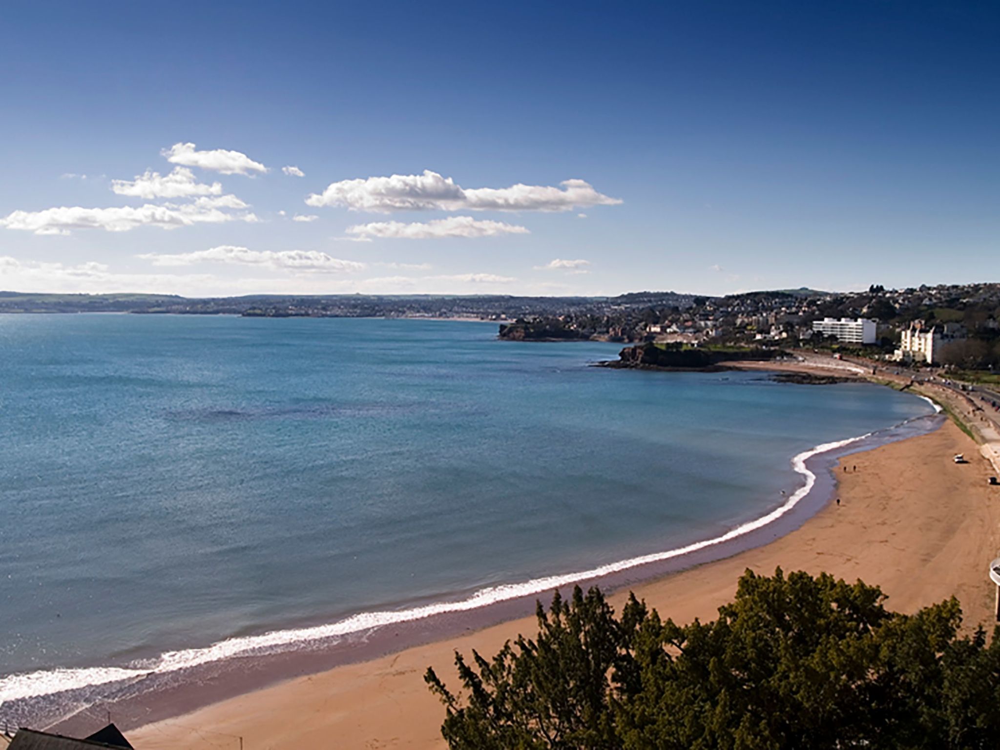 Lichtdurchflutete Ferienwohnung in der zweiten Etage mit Panorama-Blick über de - Image-tags.info