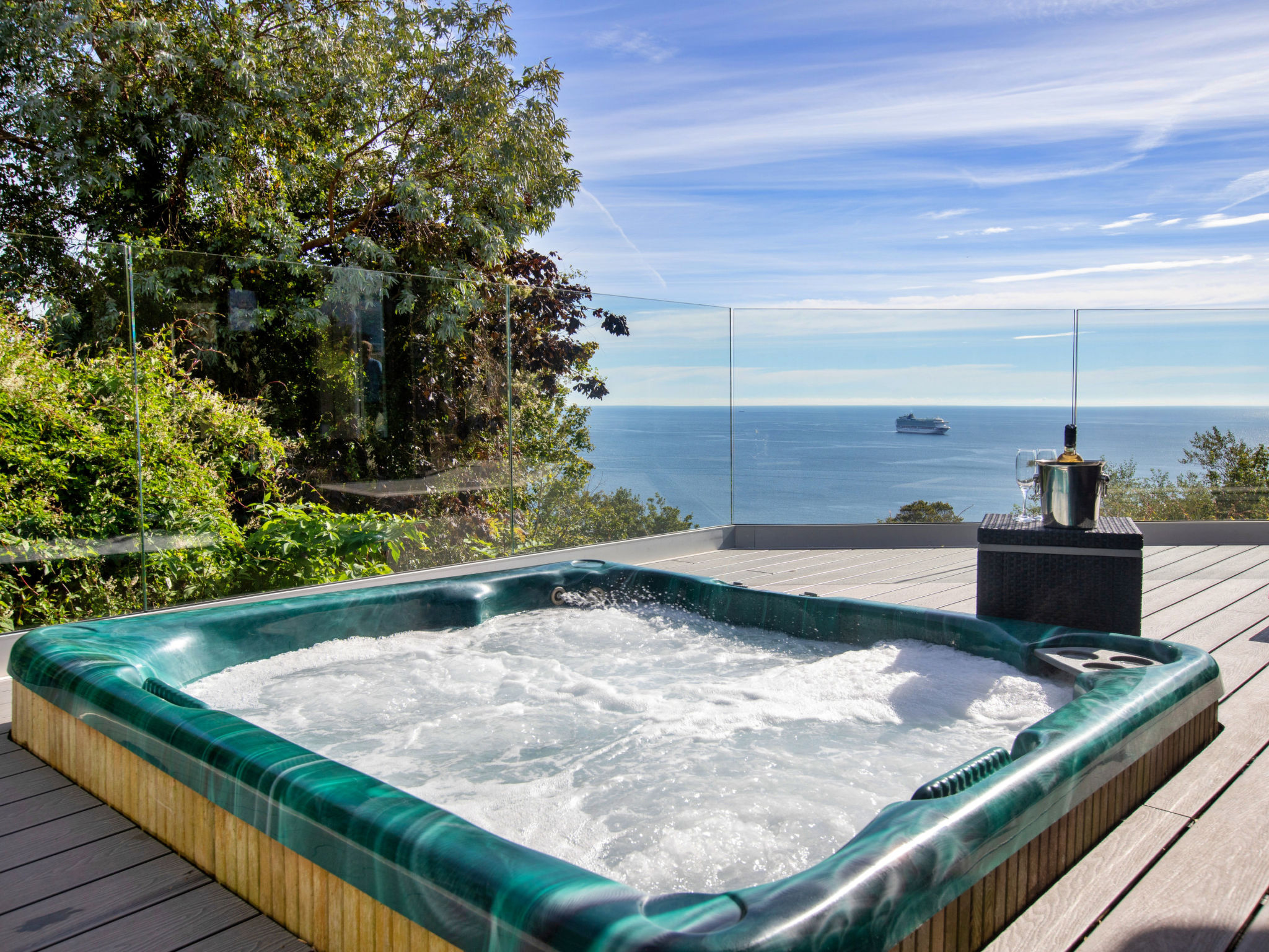 Cliff Lodge - Buiten