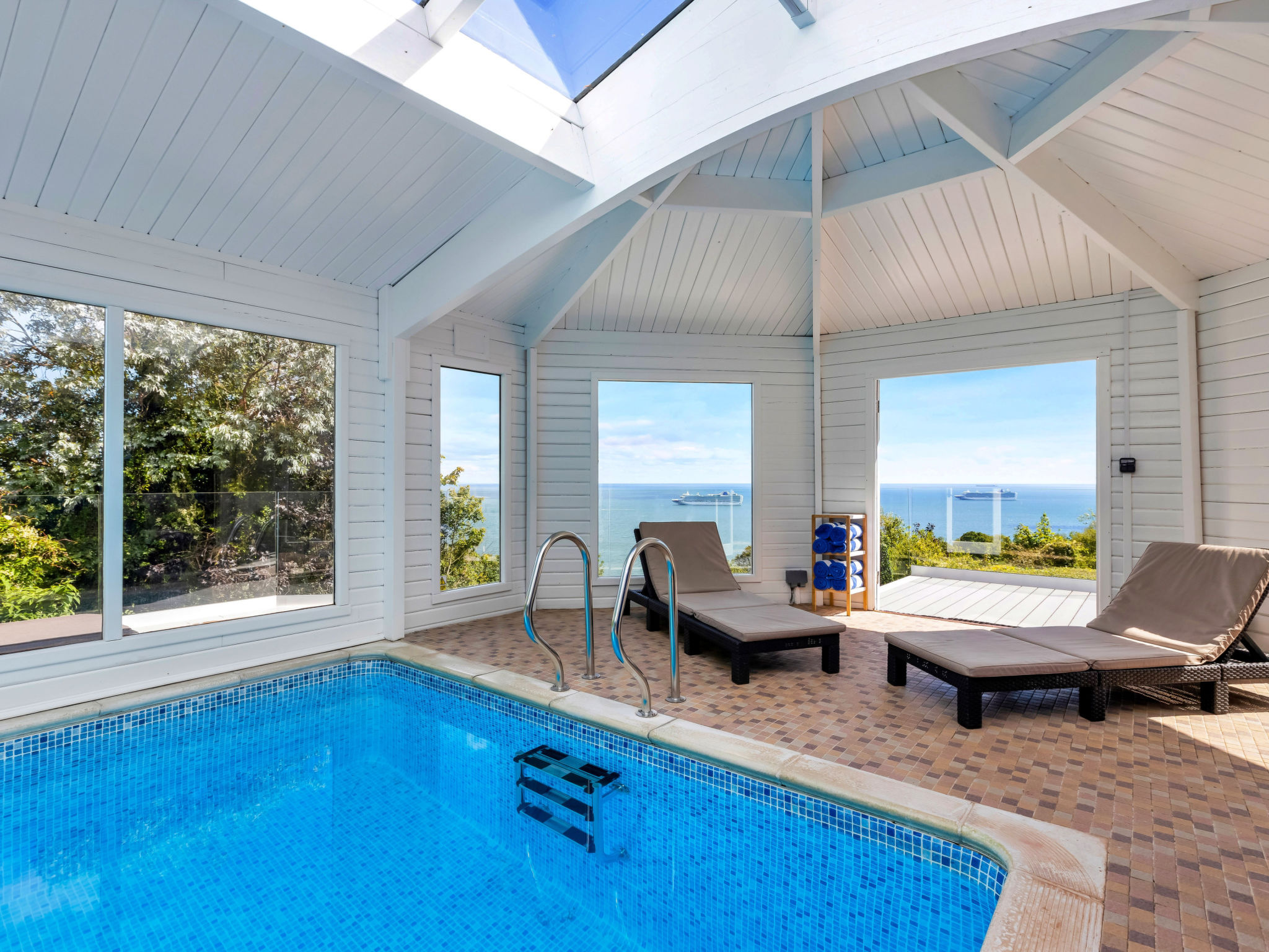 Cliff Lodge - Binnen