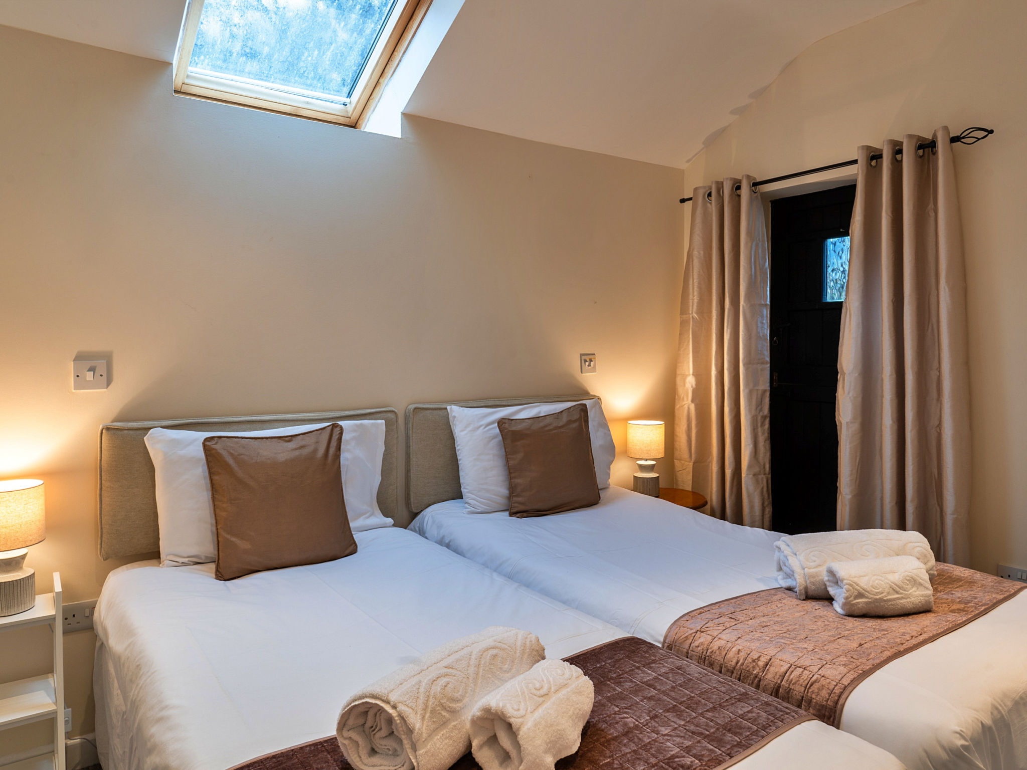 The Lodge at The Cridford Inn-Binnen