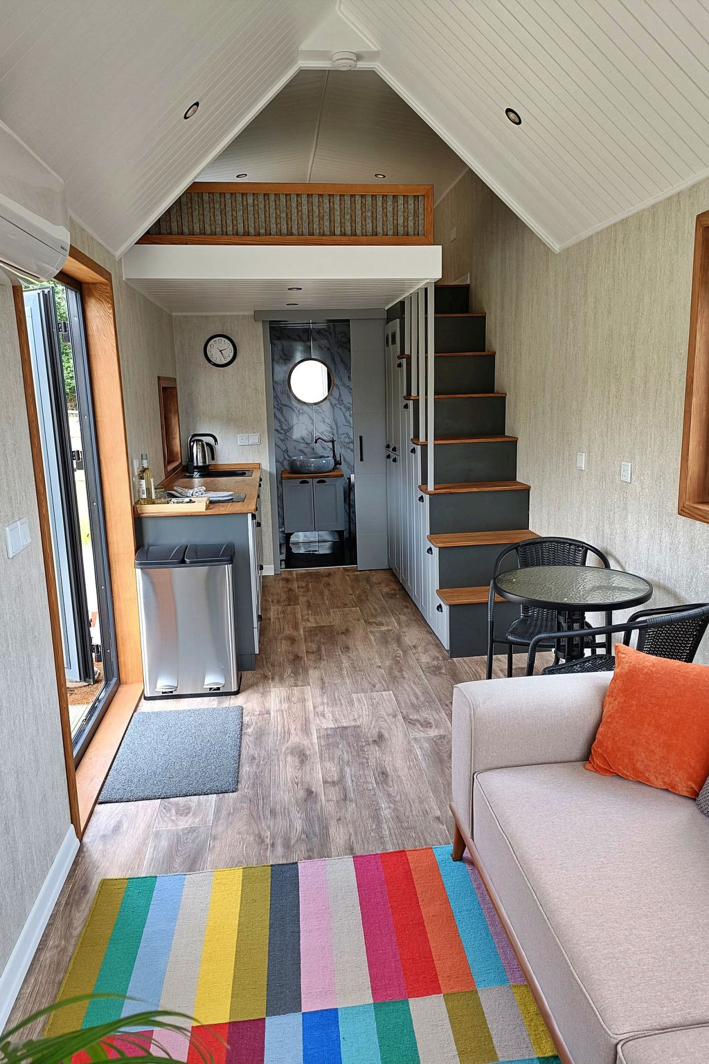 Little Dunley - The Tiny House-Binnen