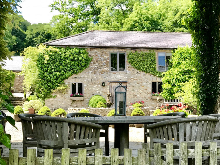 Hutchinghayes Barn