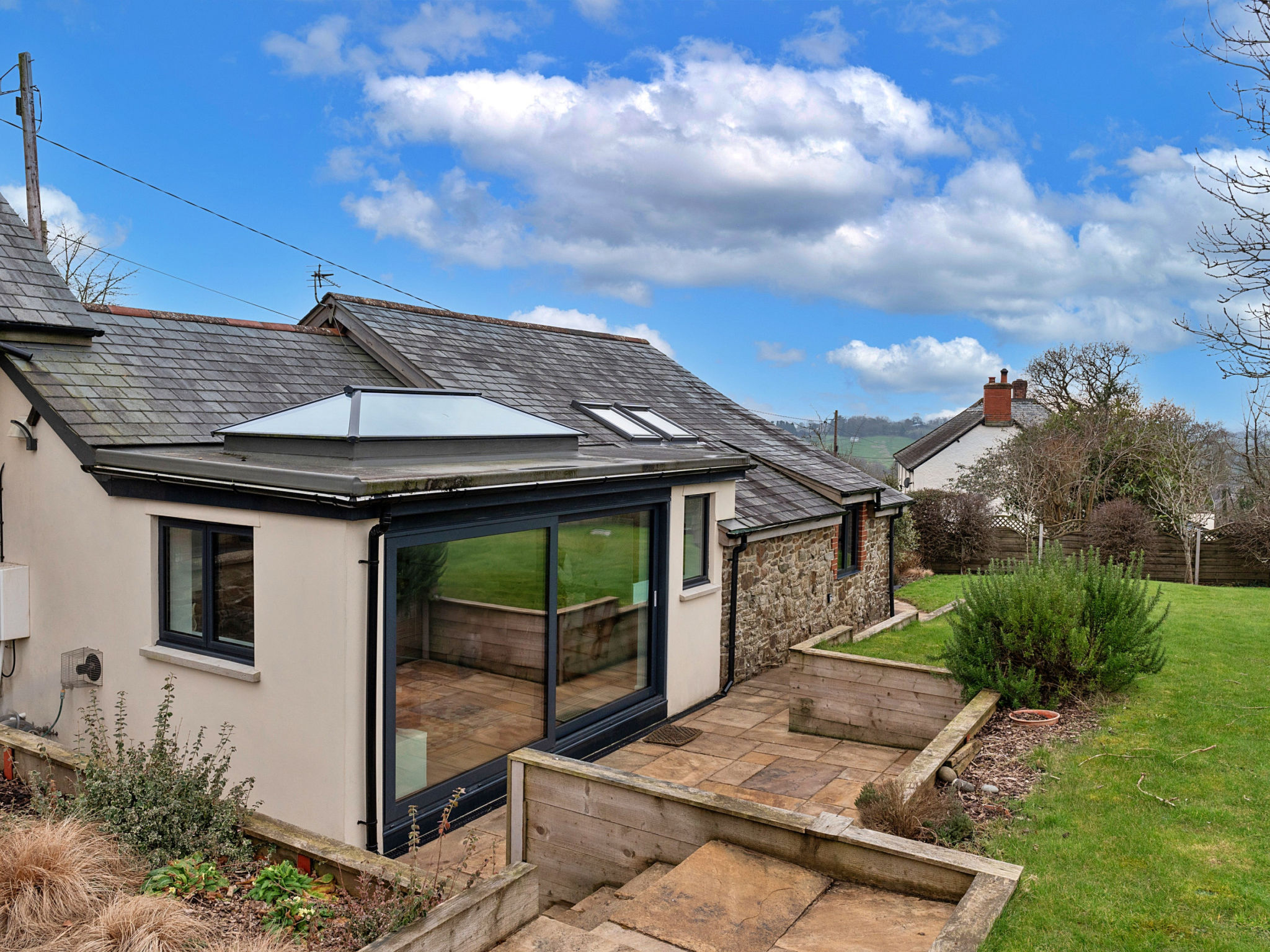 Chasty House Barn-Outside
