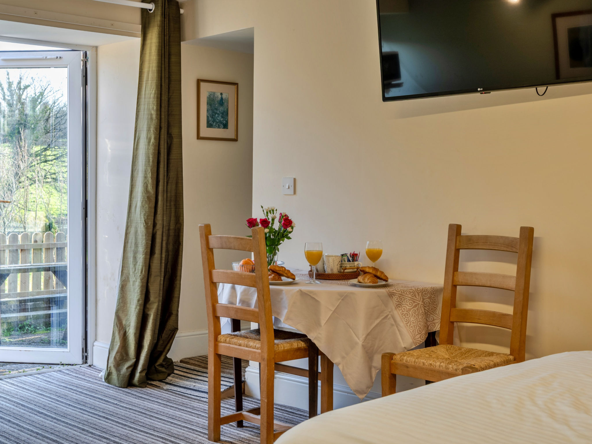 Trimstone Manor - Lee, Studio Apartment - Binnen