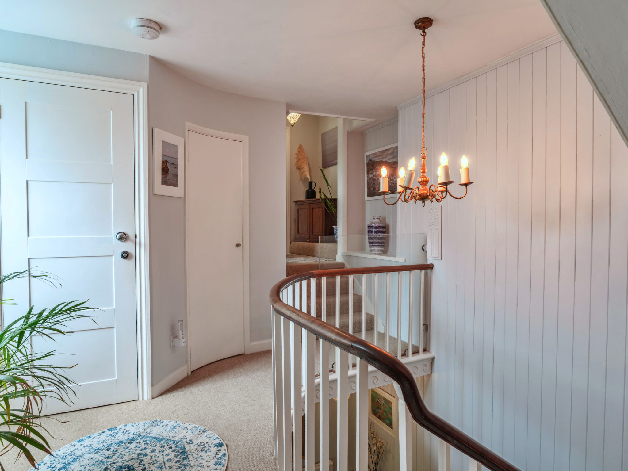 Hillside House-Binnen