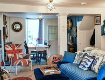 Sunnyside: Sfeervol huis voor 6 aan zee in Kingsand, 100m van het strand - thumbnail 1