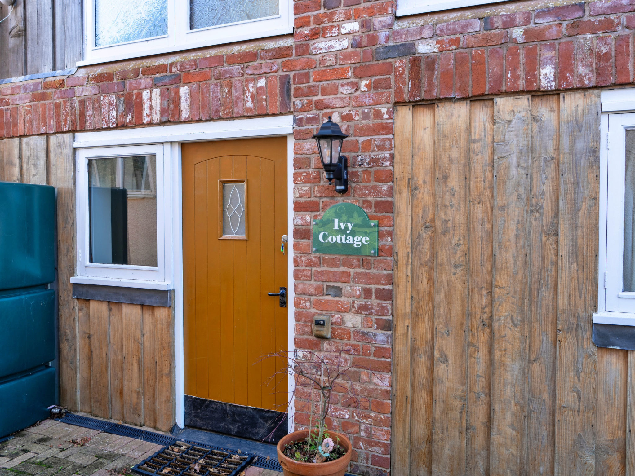 Ivy Cottage, Great Houndbeare Farm - Outside