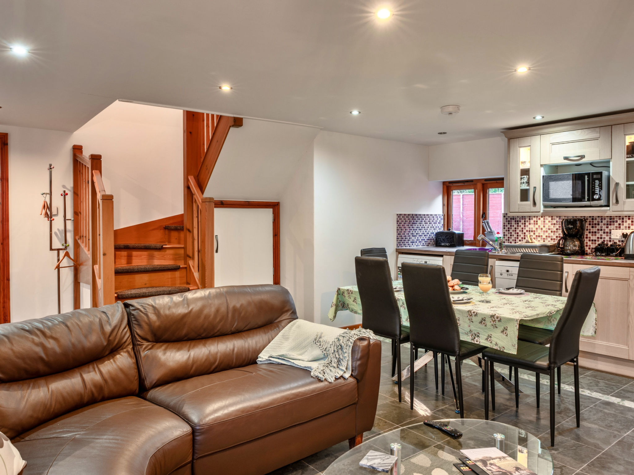 Ivy Cottage, Great Houndbeare Farm - Inside