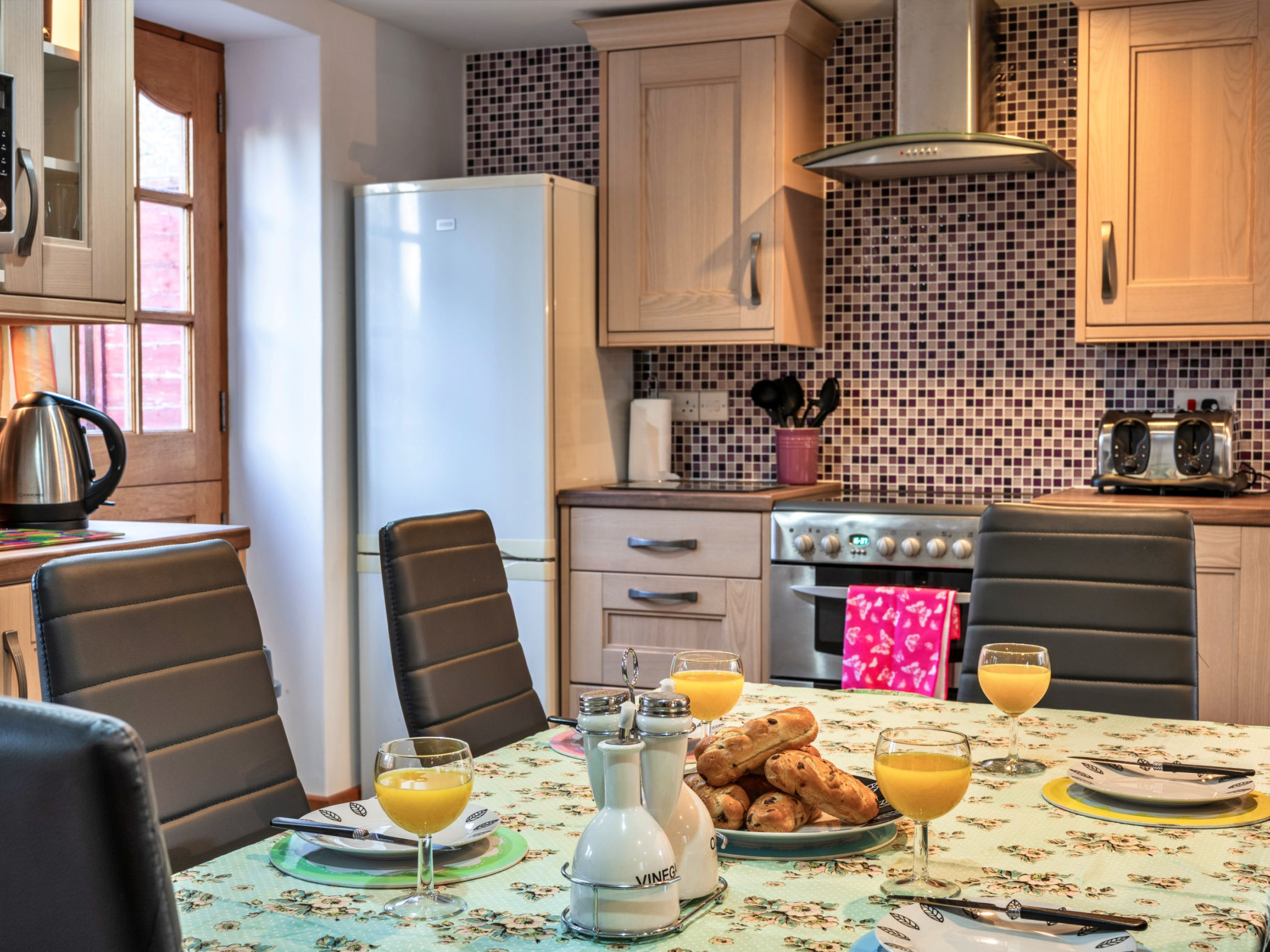 Ivy Cottage, Great Houndbeare Farm - Inside