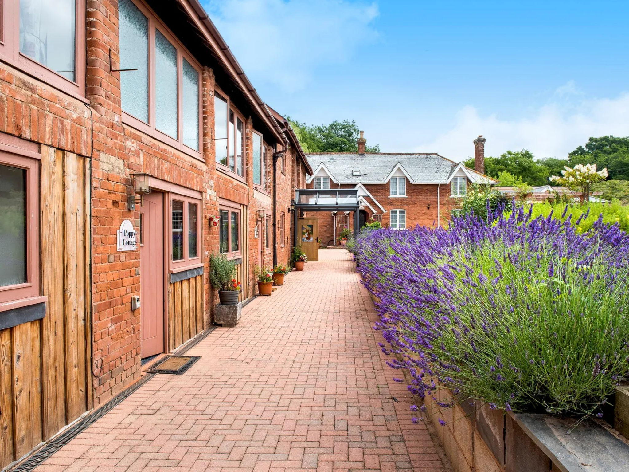 Poppy Cottage, Great Houndbeare Farm