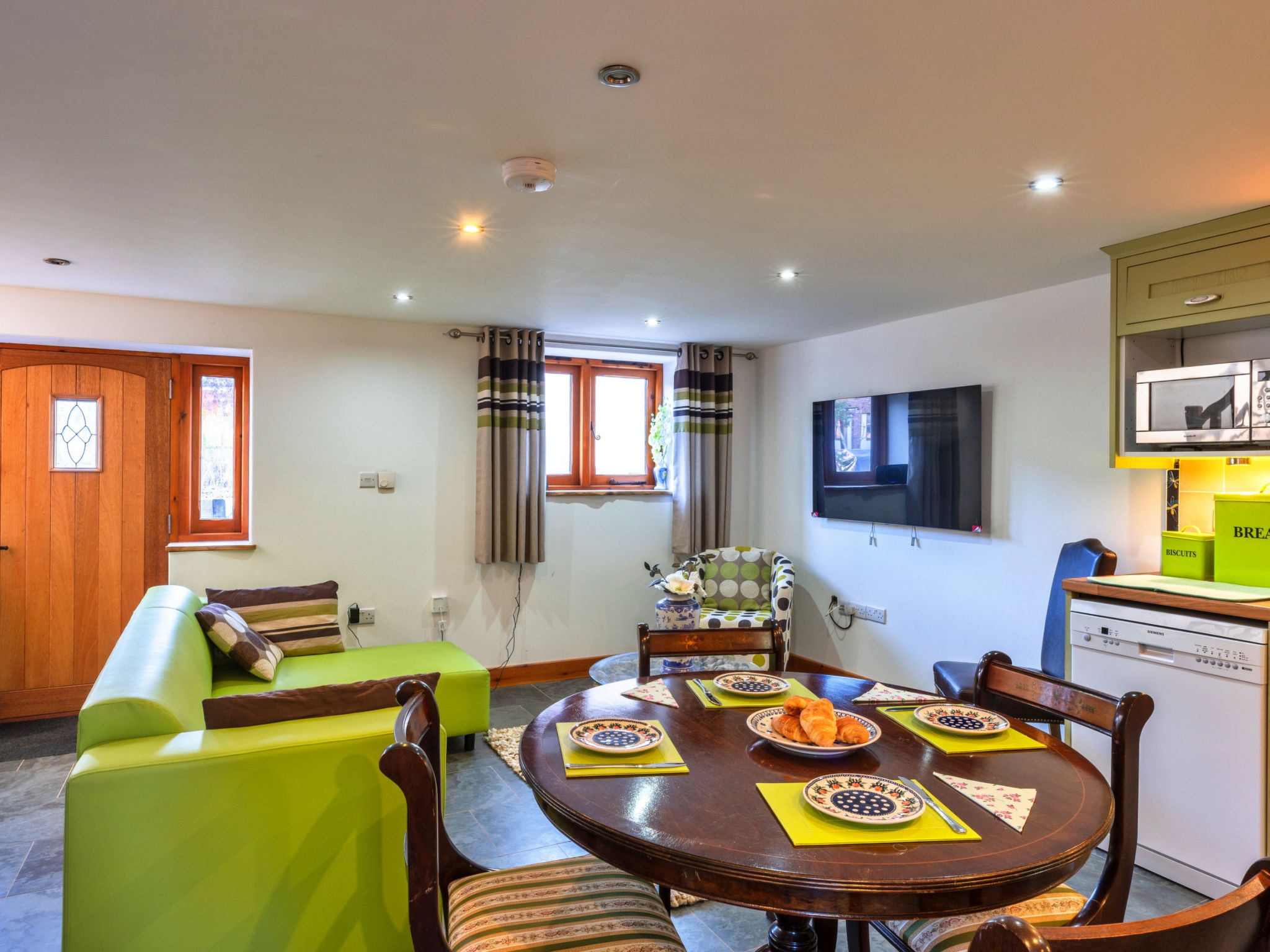Lime Cottage, Great Houndbeare Farm - Inside
