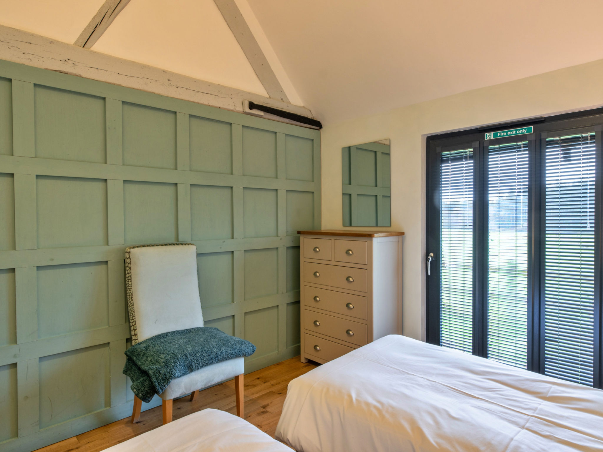 Ploughman's Row No. 1 at Dairy Cottages - Dedans