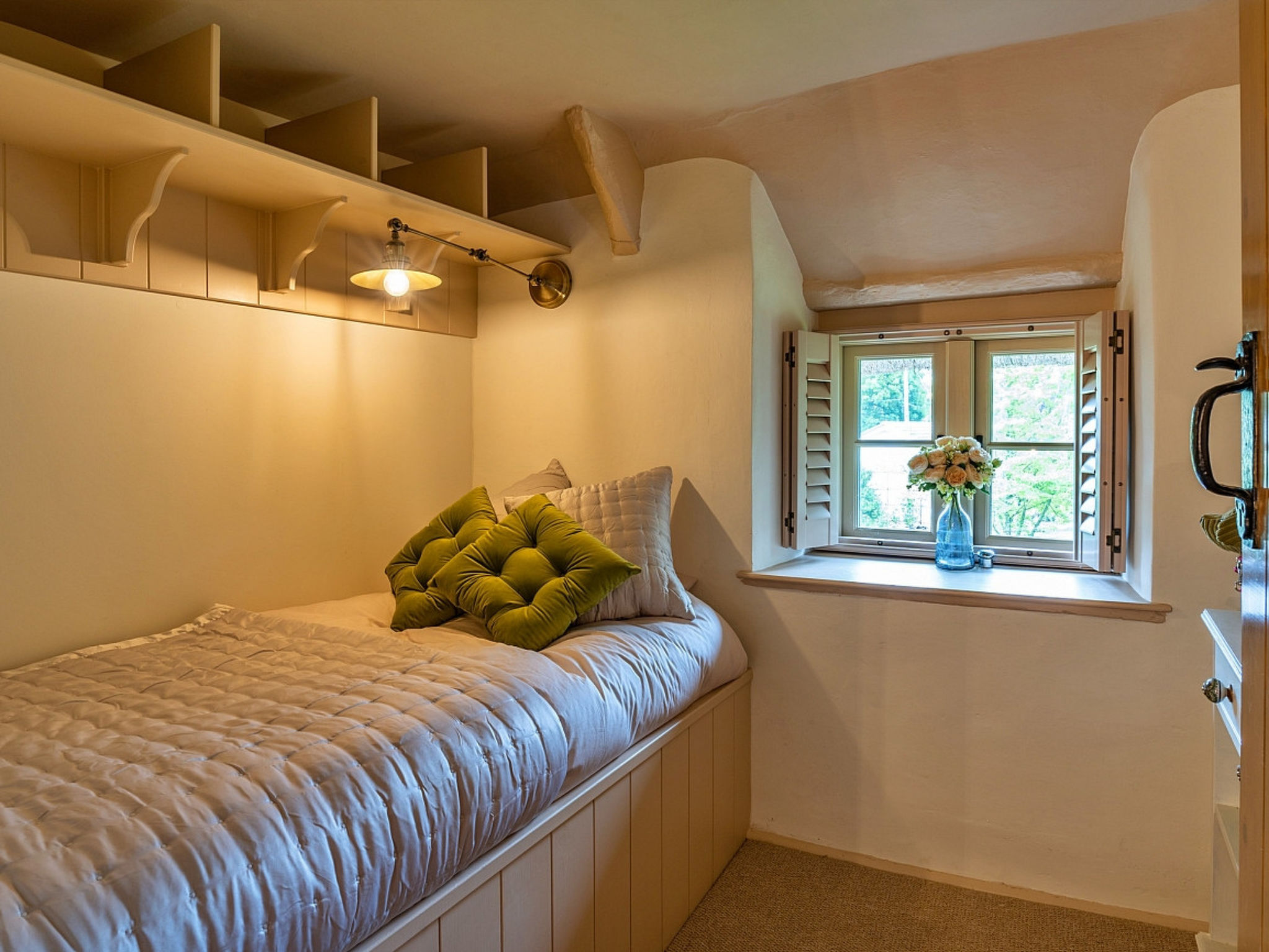 The Thatch at Winterborne Houghton-Buiten