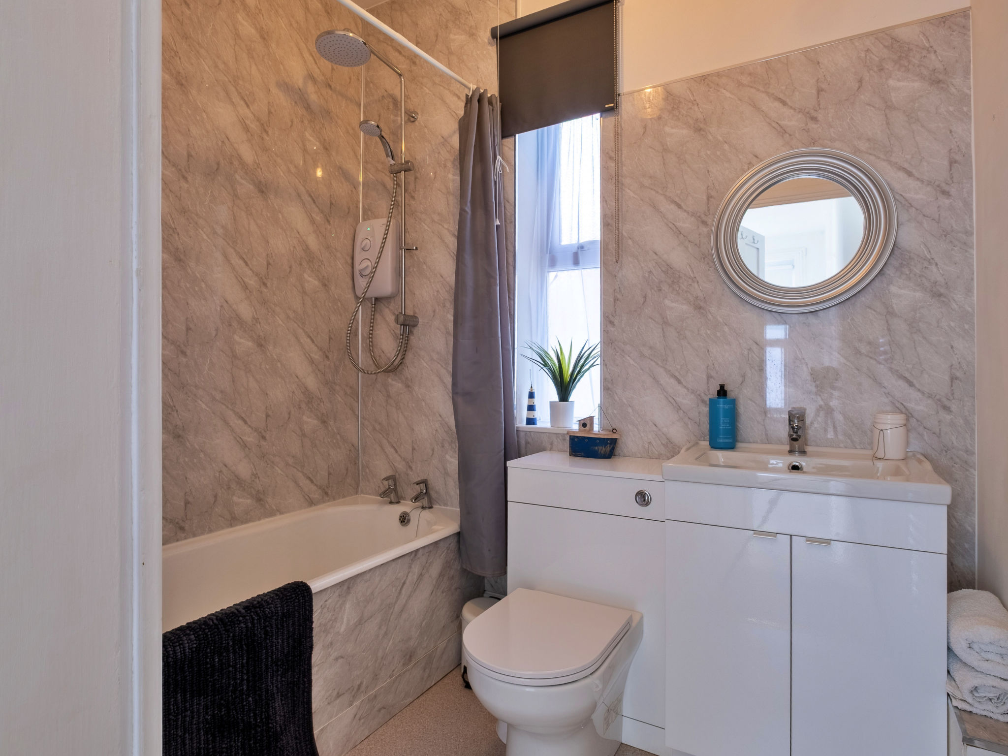 Appartement – Salle de bains, photo 9 sur 25
