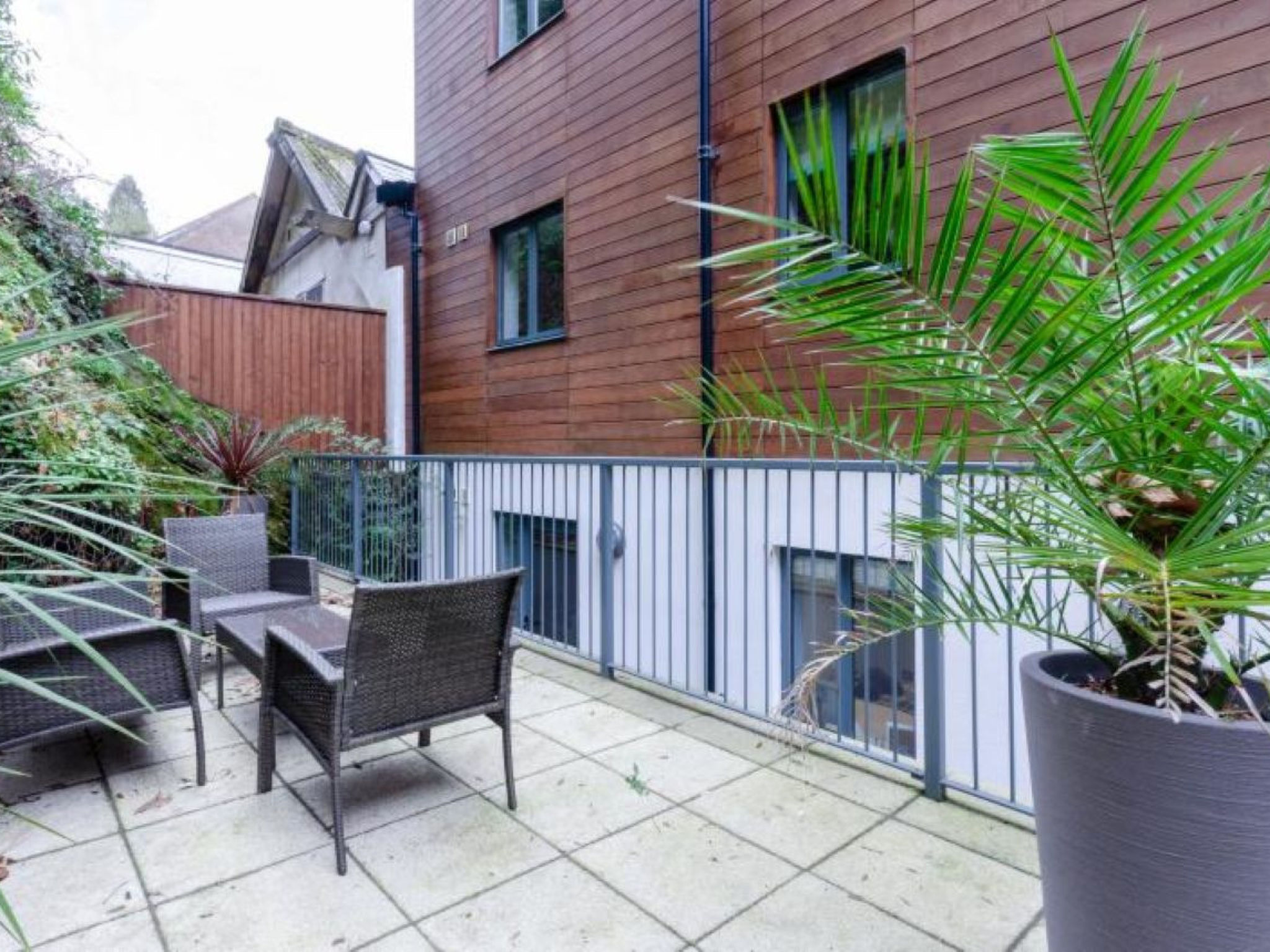 Pobble's Place - Outside