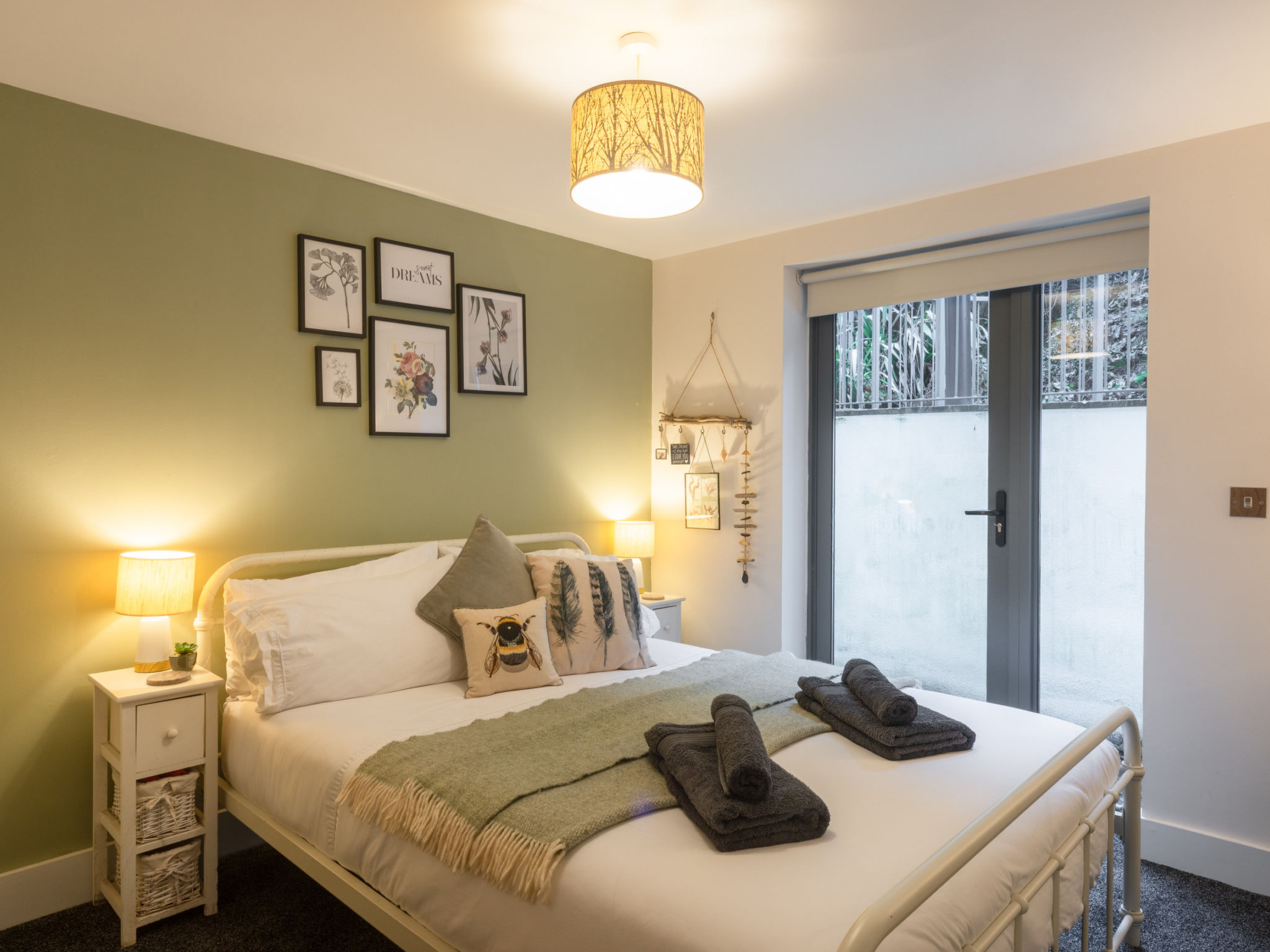 Pobble's Place - Inside