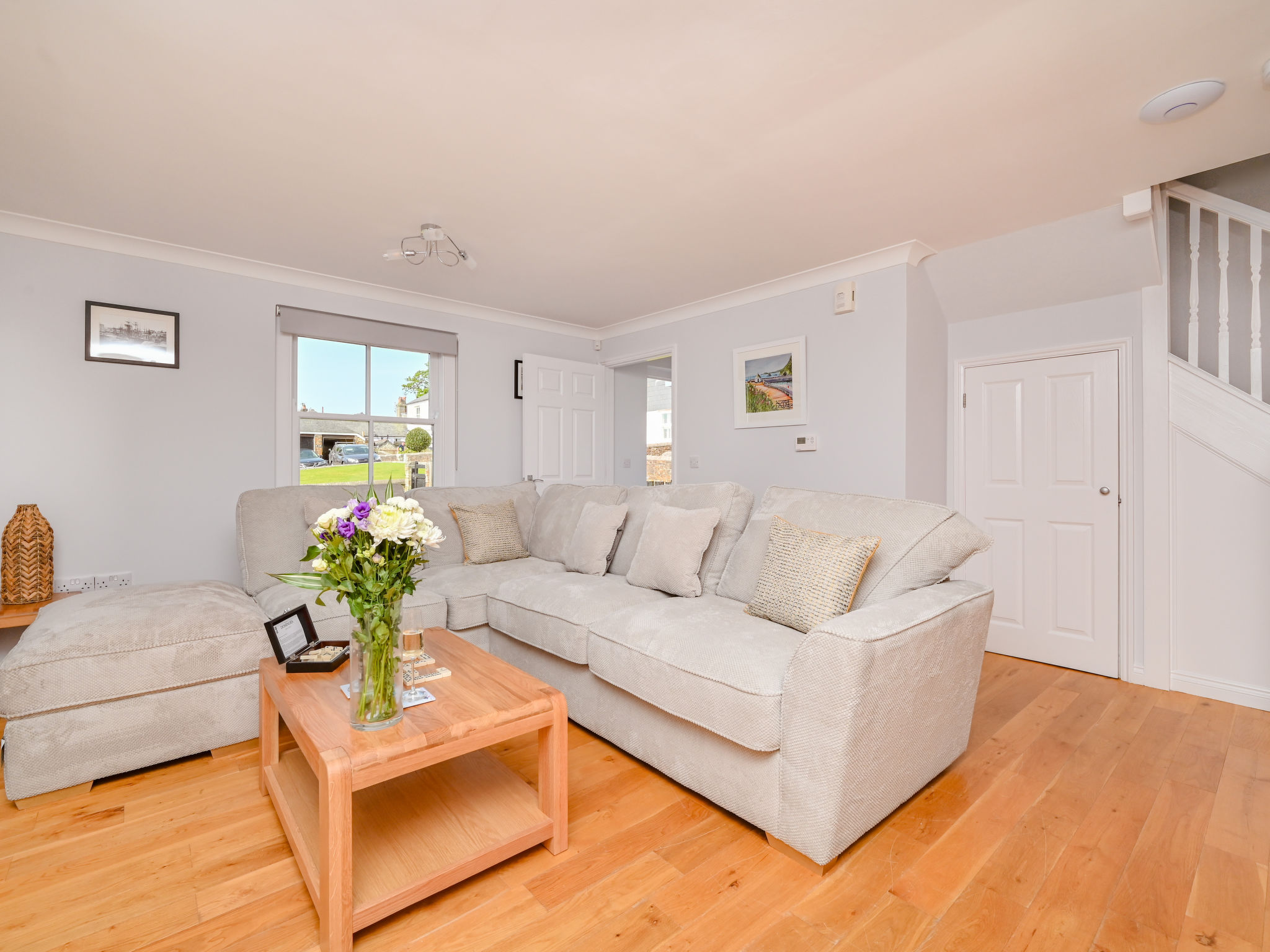 Sea Breeze — Living Room (5 of 34)