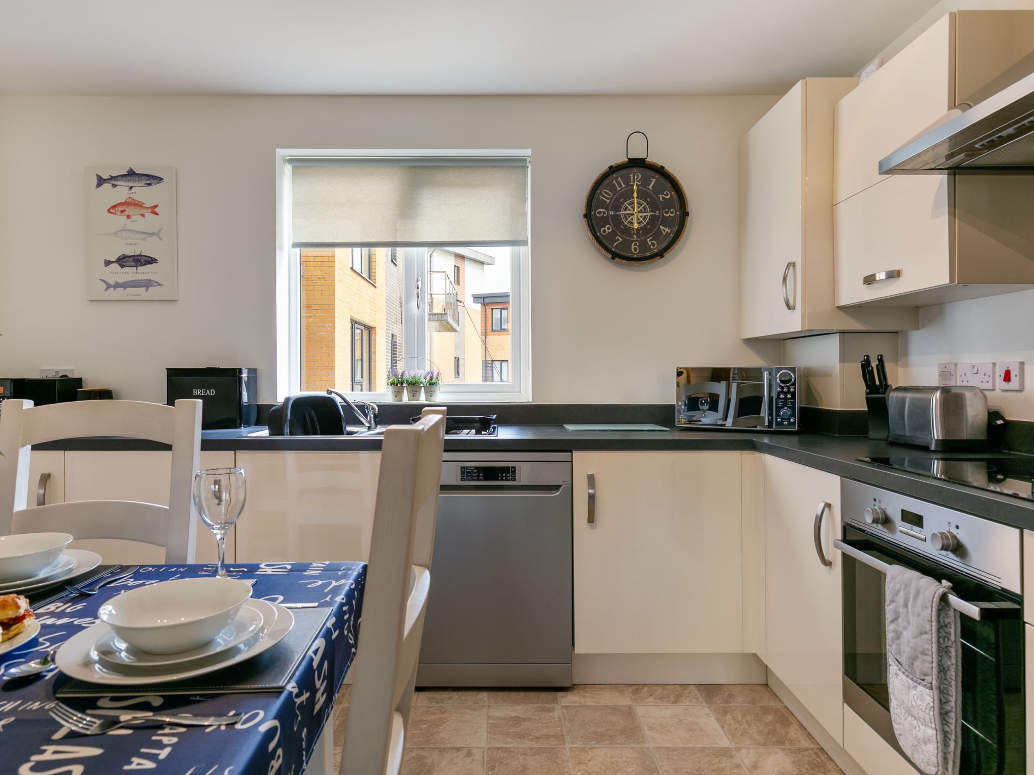 Appartement Stones Throw – Cuisine et coin repas, photo 11 sur 24