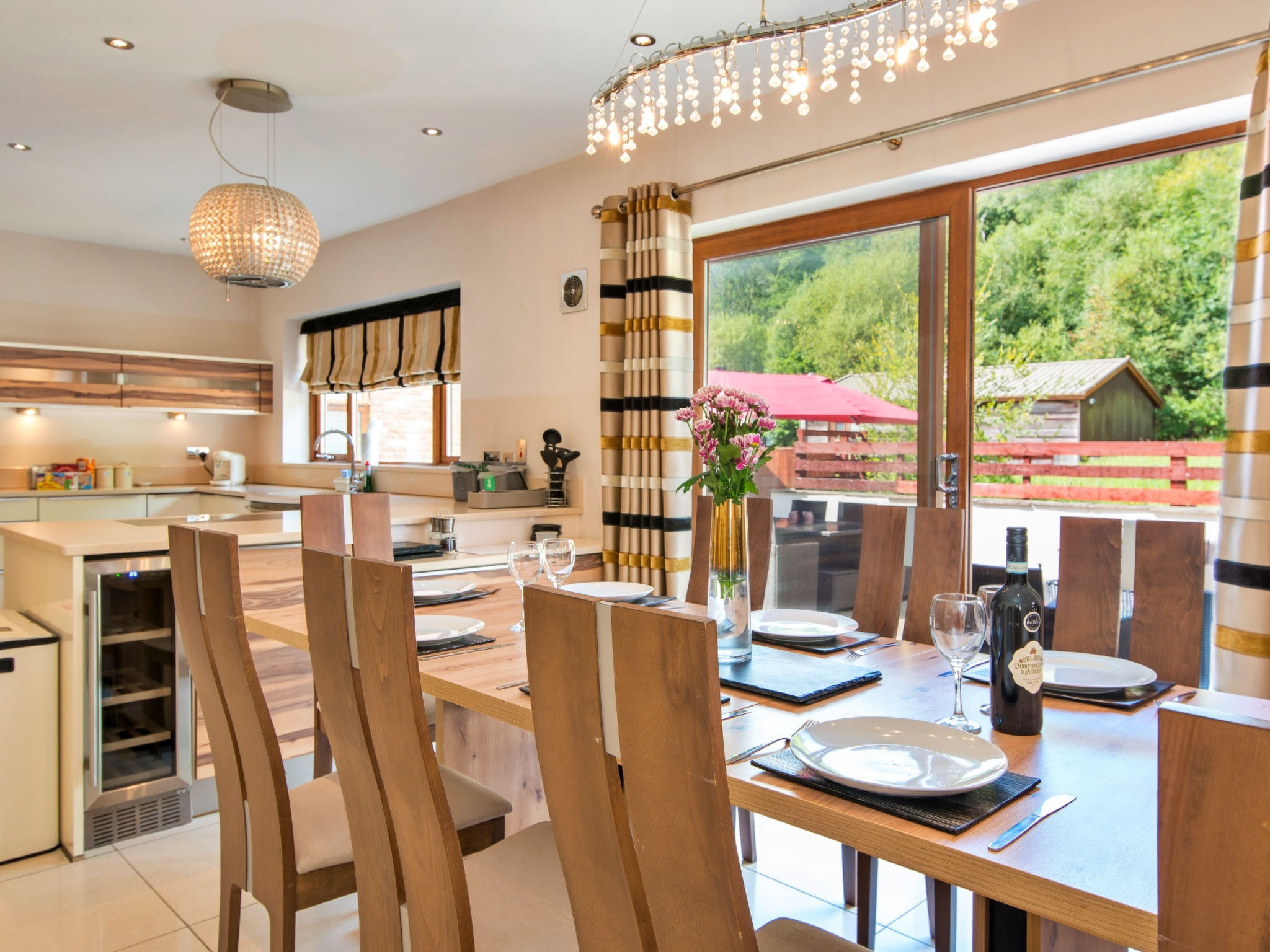 Bryncoch Retreat - Inside
