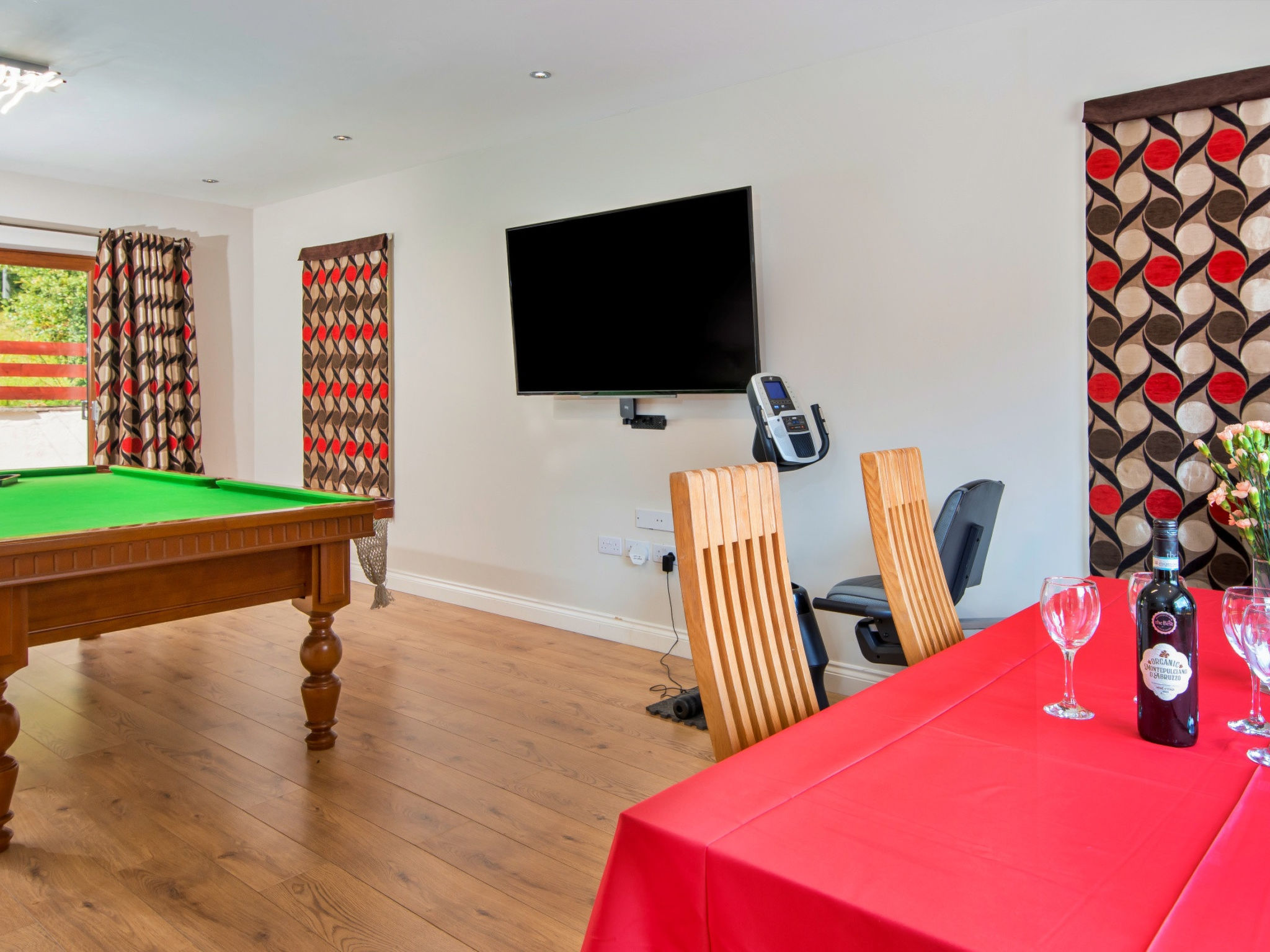 Bryncoch Retreat - Inside
