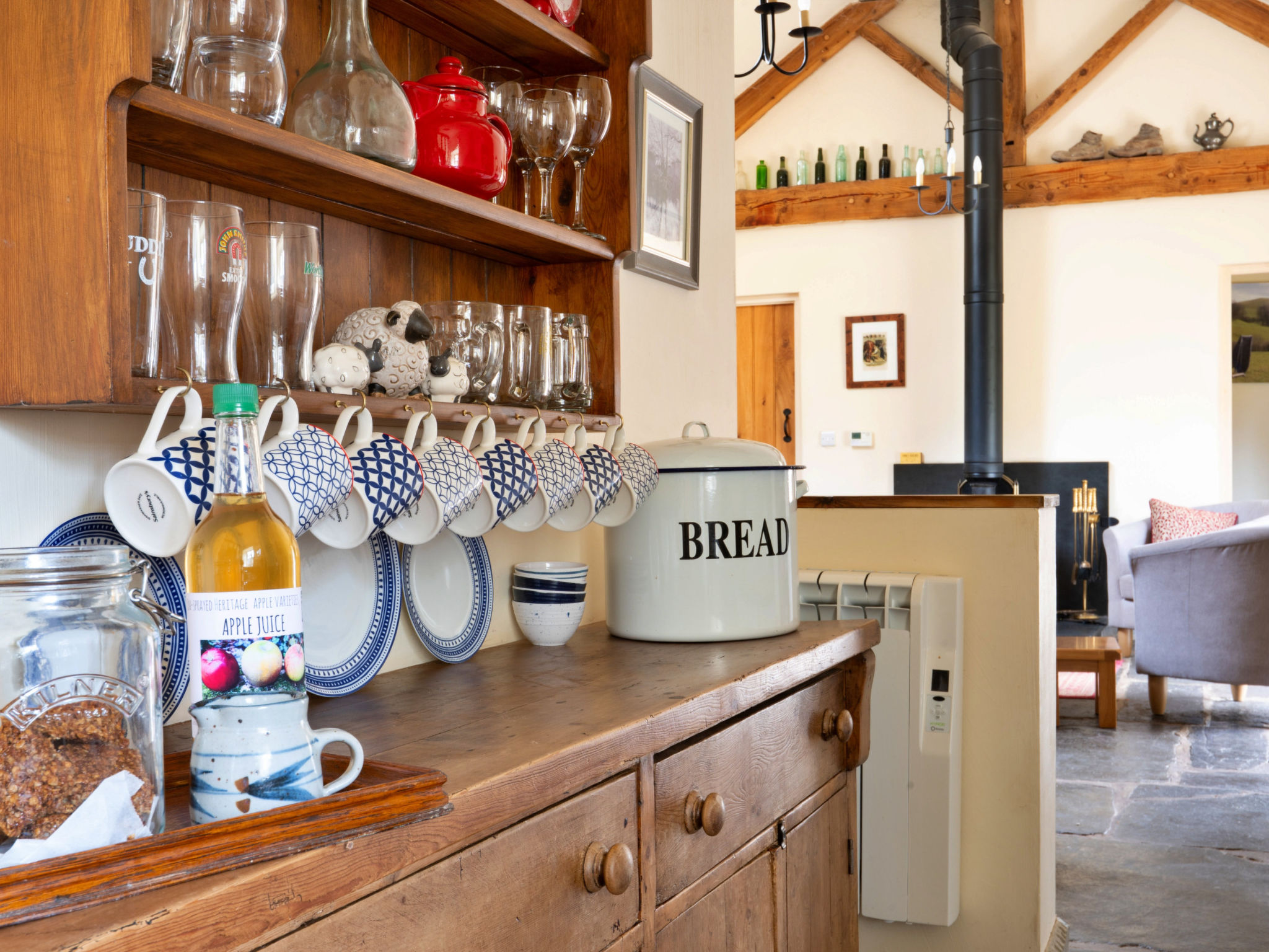 Drovers Retreat - Inside
