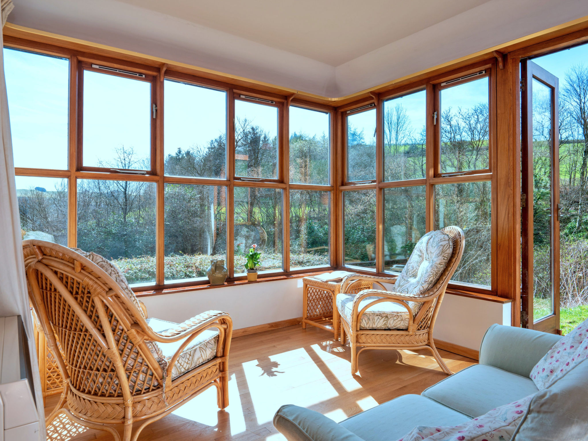 Cwmfron House-Inside