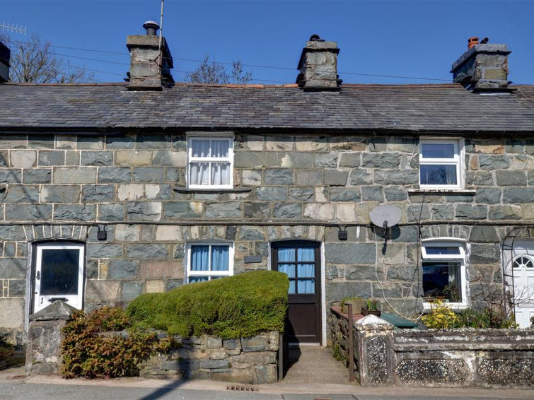 Photo of Llyn view cottage