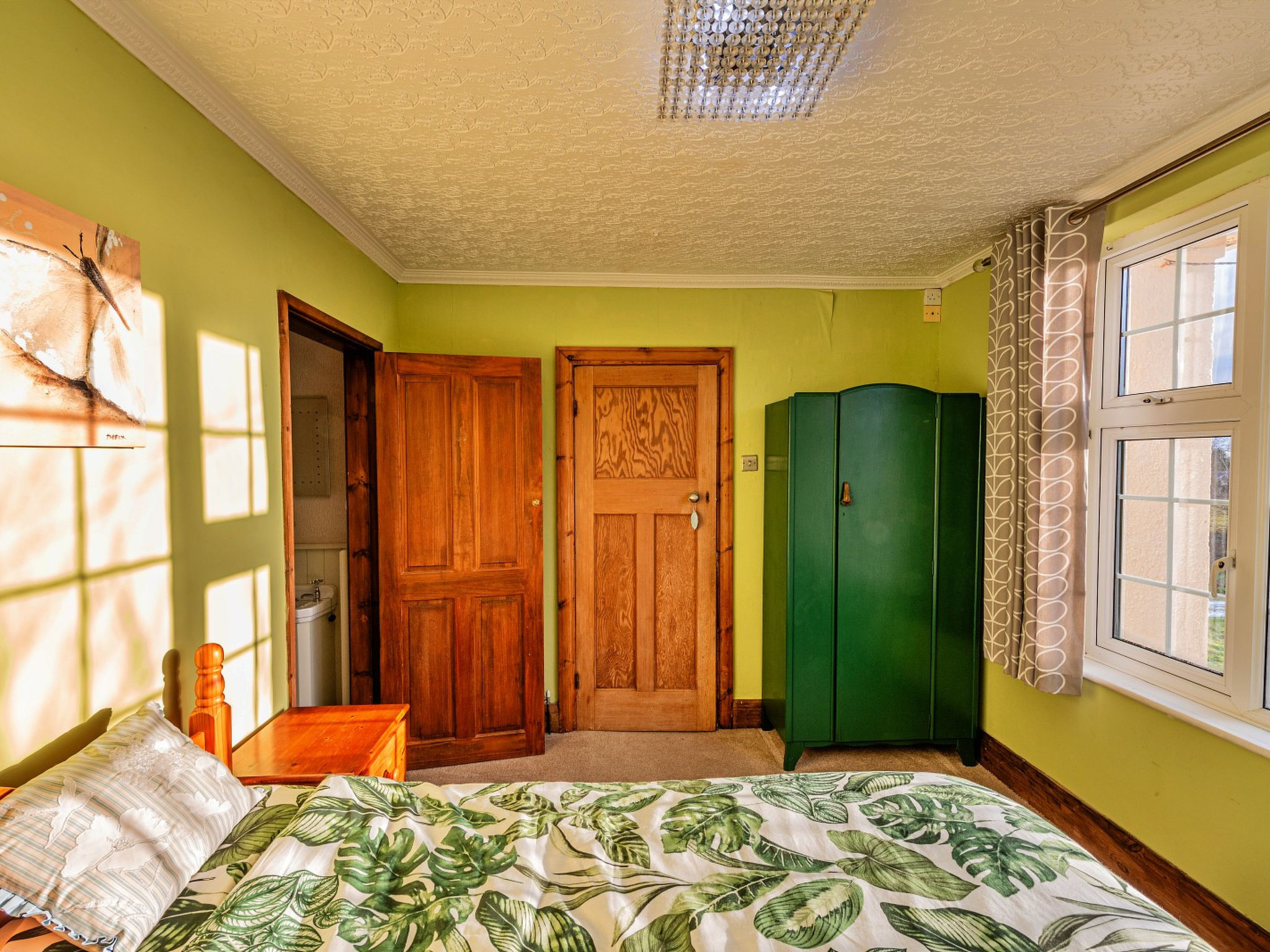 Ty Gwyn Hideaway-Binnen