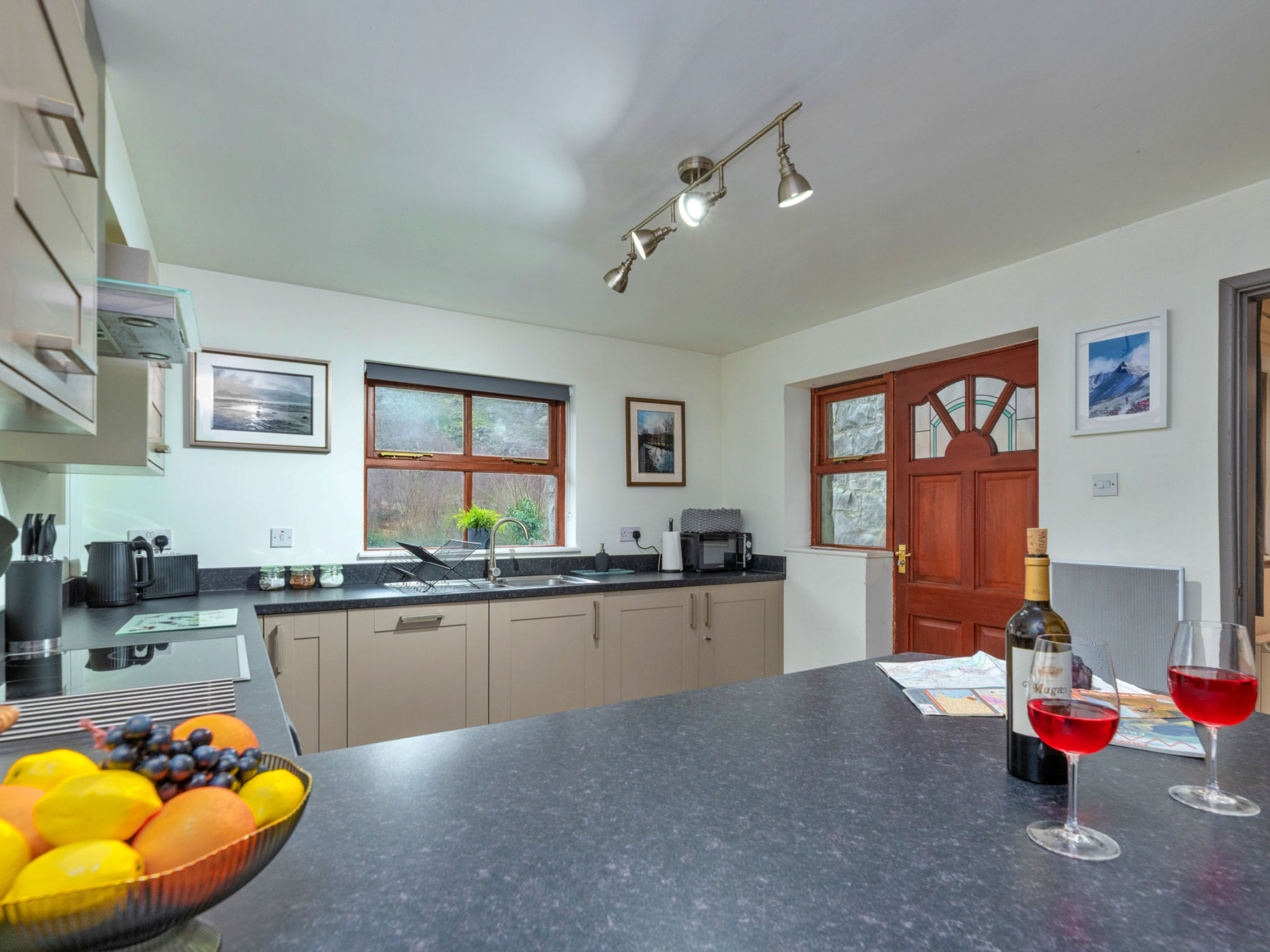Riverstone Cottage - Binnen