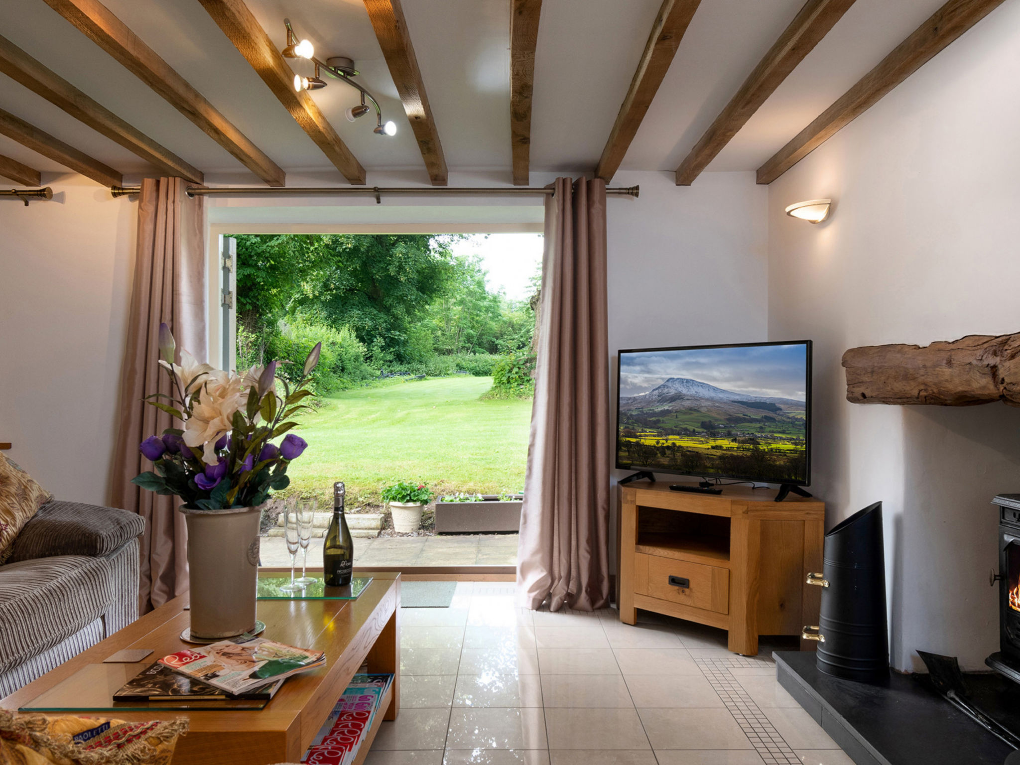 The Cottage-Drinnen