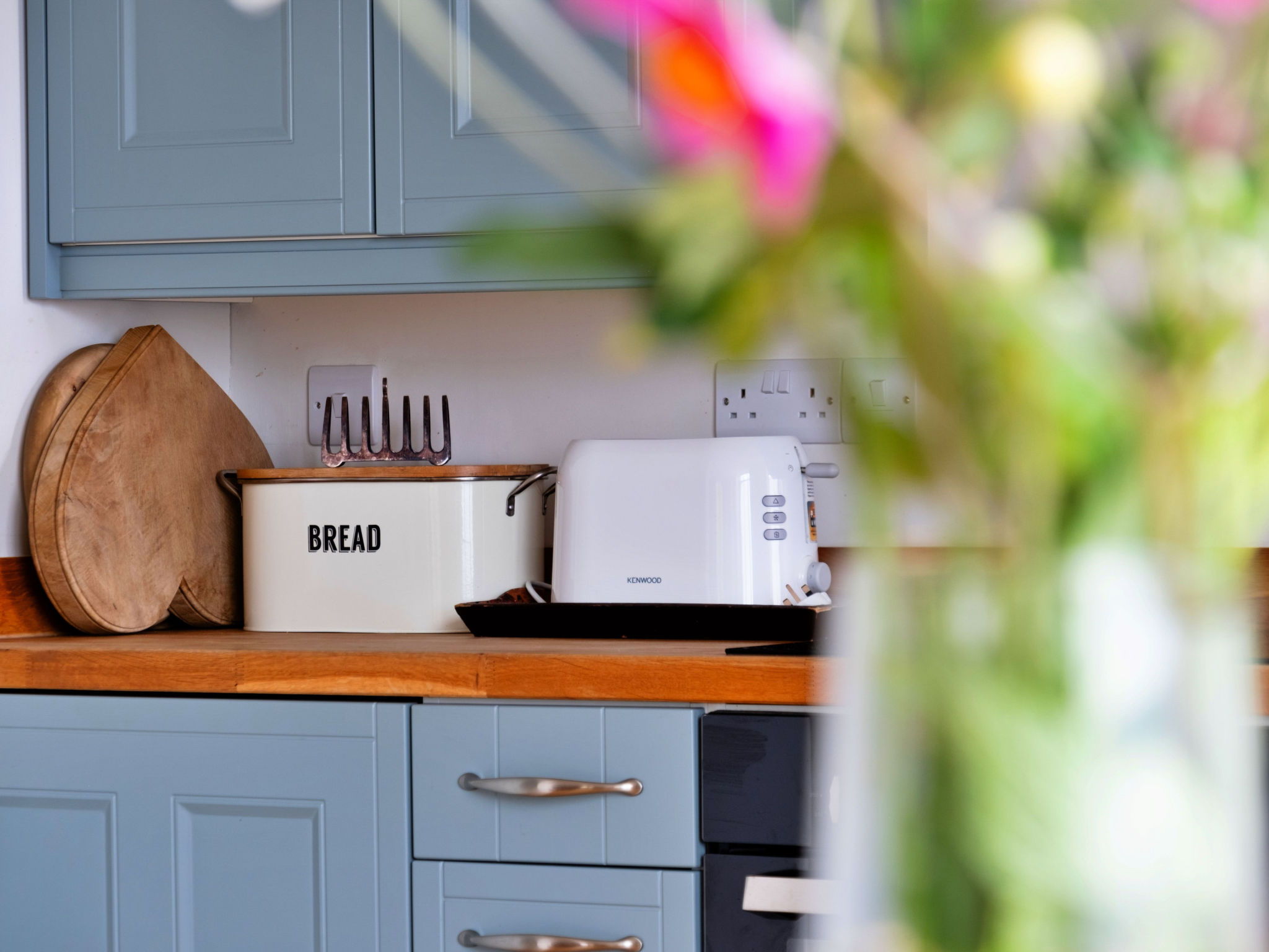 Coach House Wellbeing Retreat-Binnen