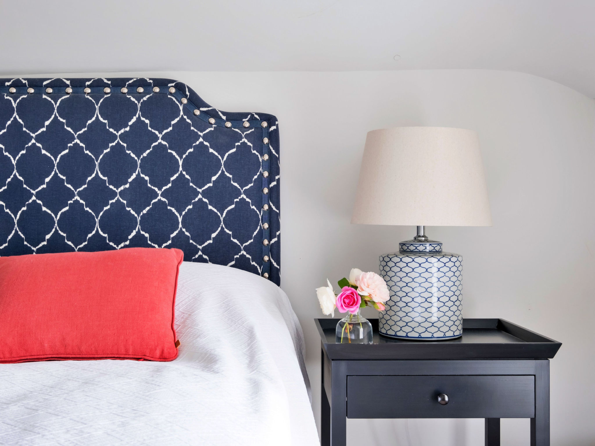 Coach House Wellbeing Retreat-Binnen
