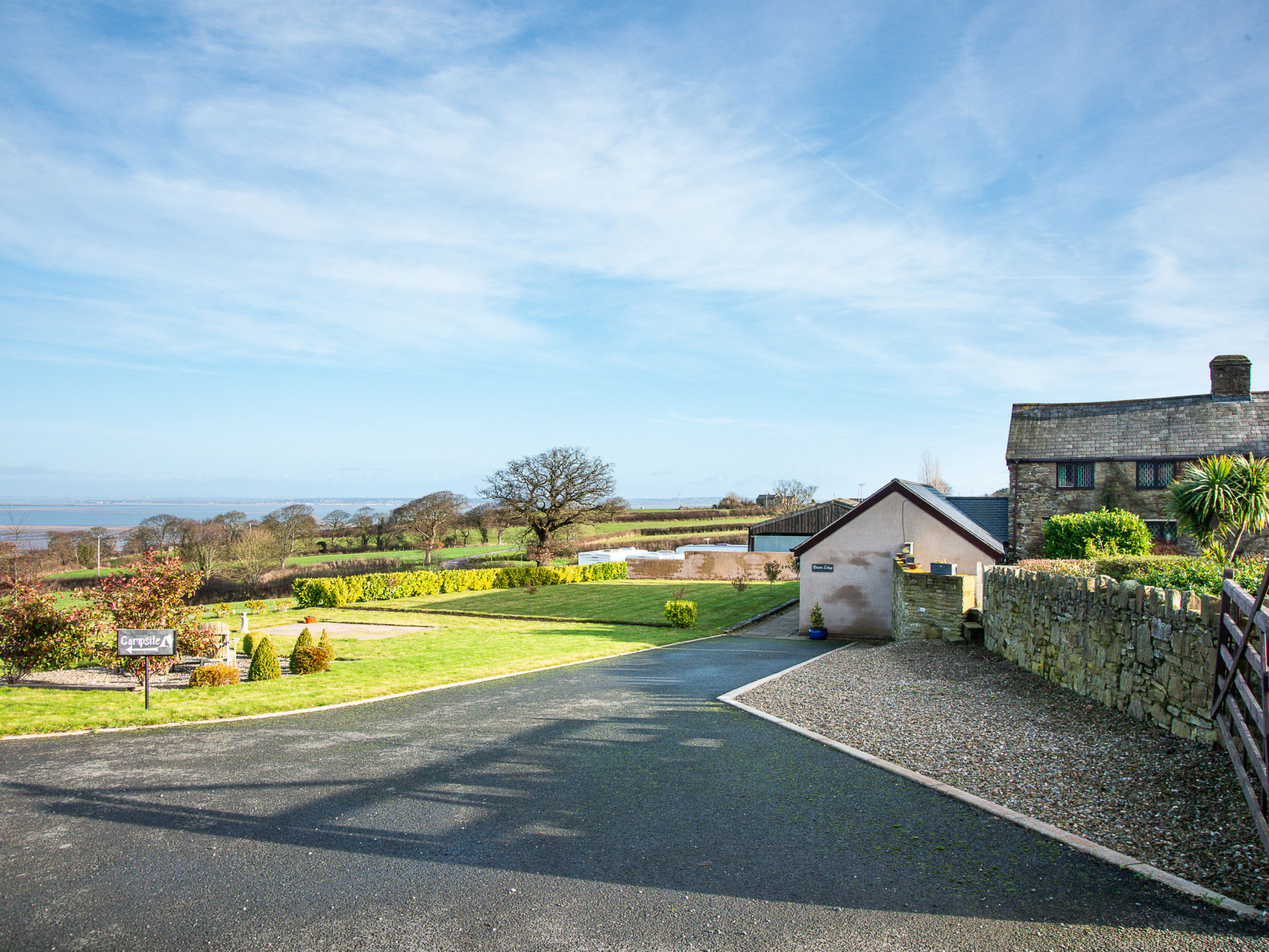 Picton Lodge - Sea Views-Draußen