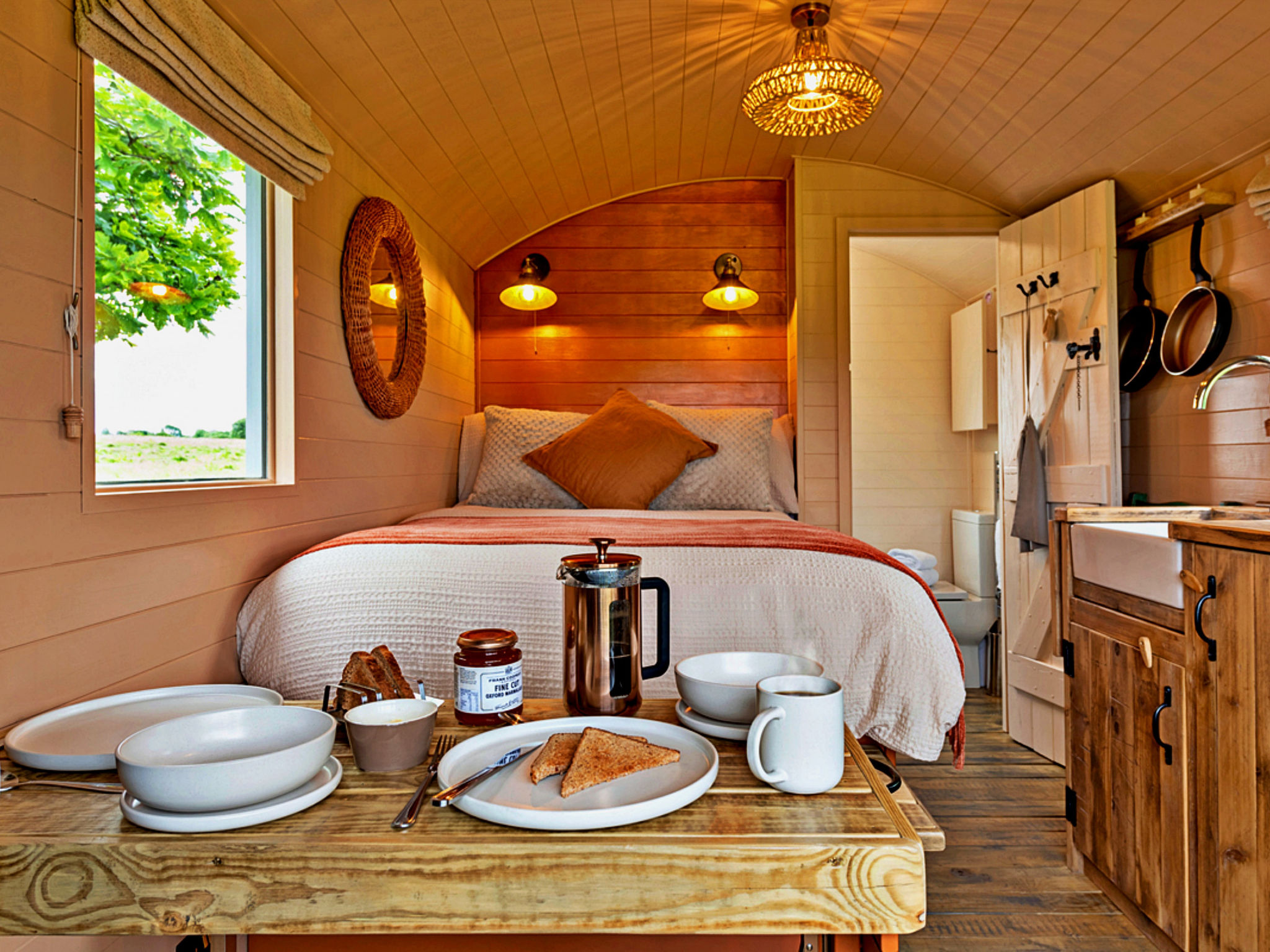 'Marared' Gypsy Hut