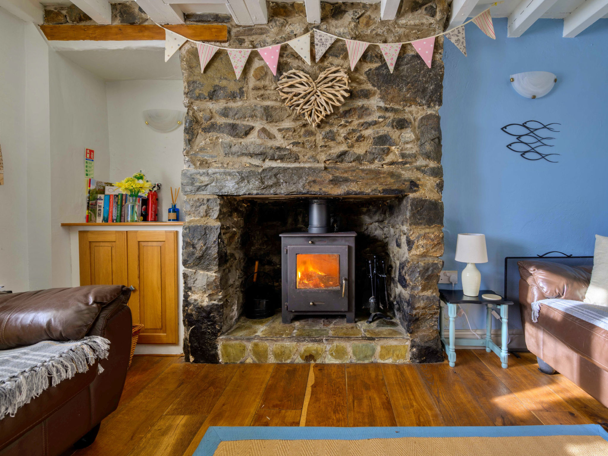Penrhos Sea Cottage - Binnen