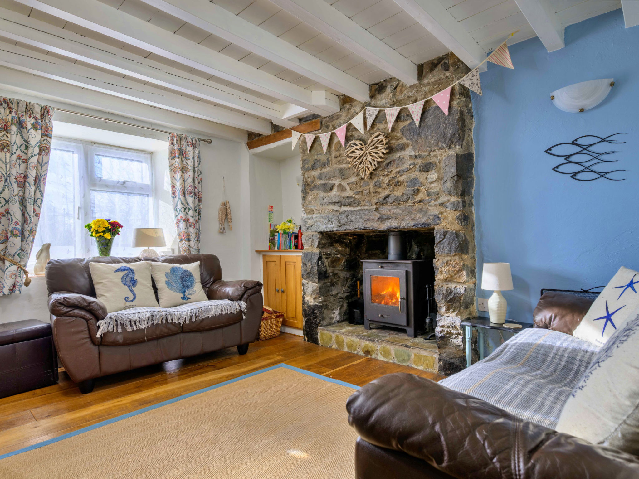 Penrhos Sea Cottage - Binnen