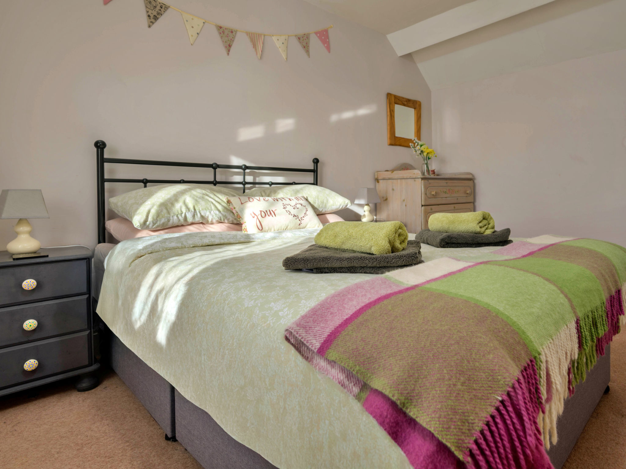 Penrhos Sea Cottage - Binnen