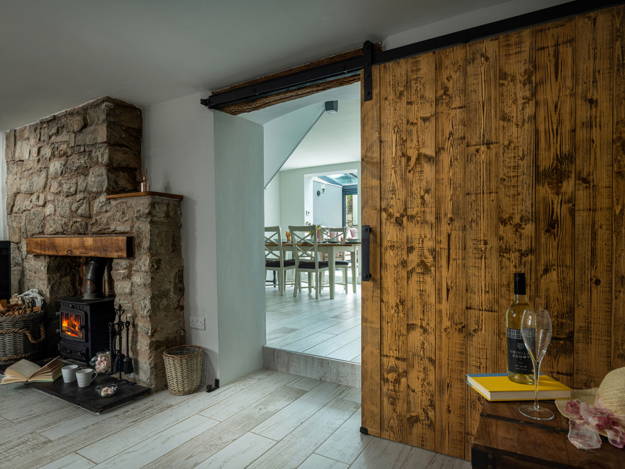 Esmor Cottage-Drinnen