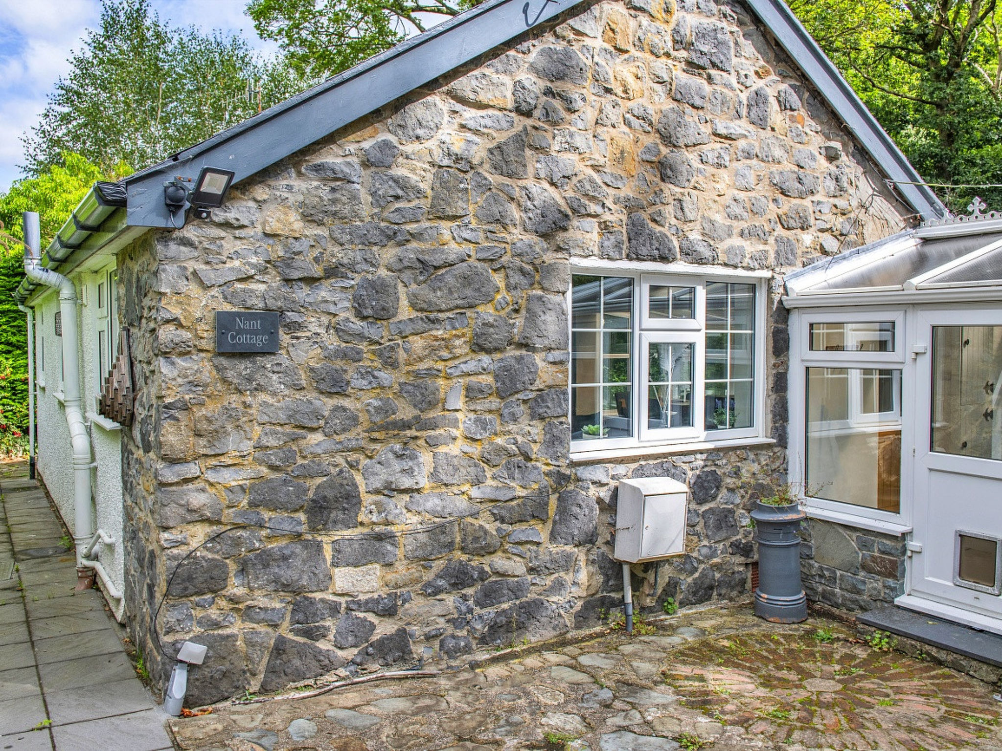 Nant Cottage-Draußen