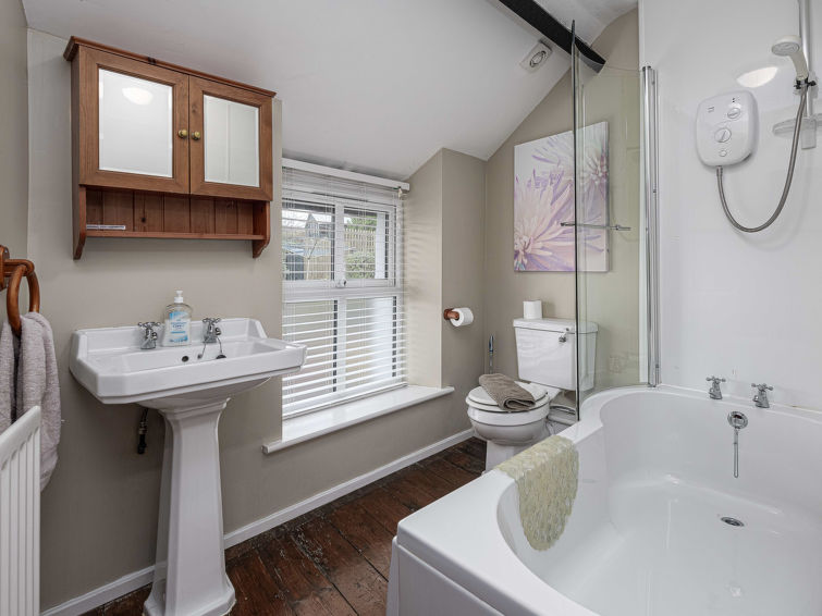 Bathroom / Wellness