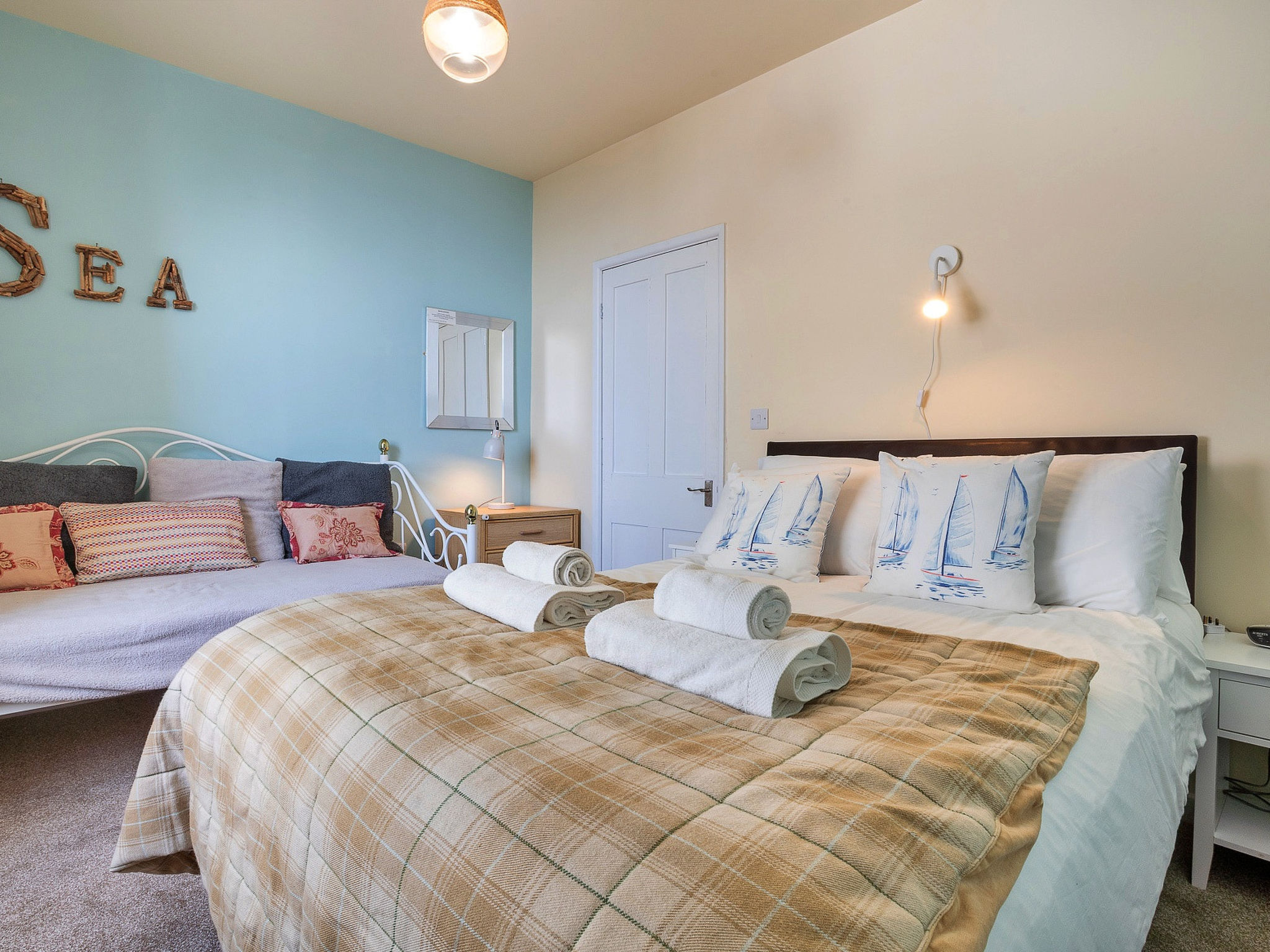 Photo of GB6779.650.1