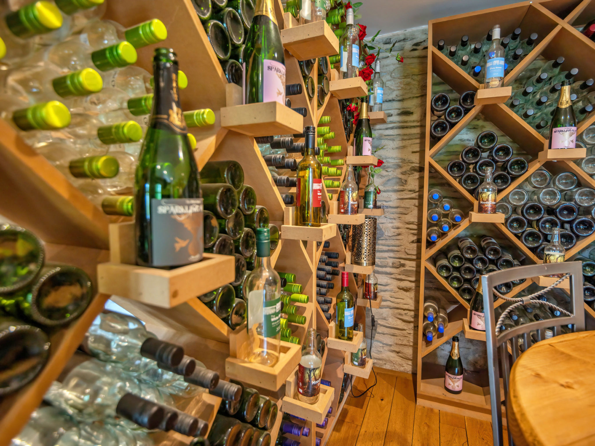 Jabajak Vineyard - Inside